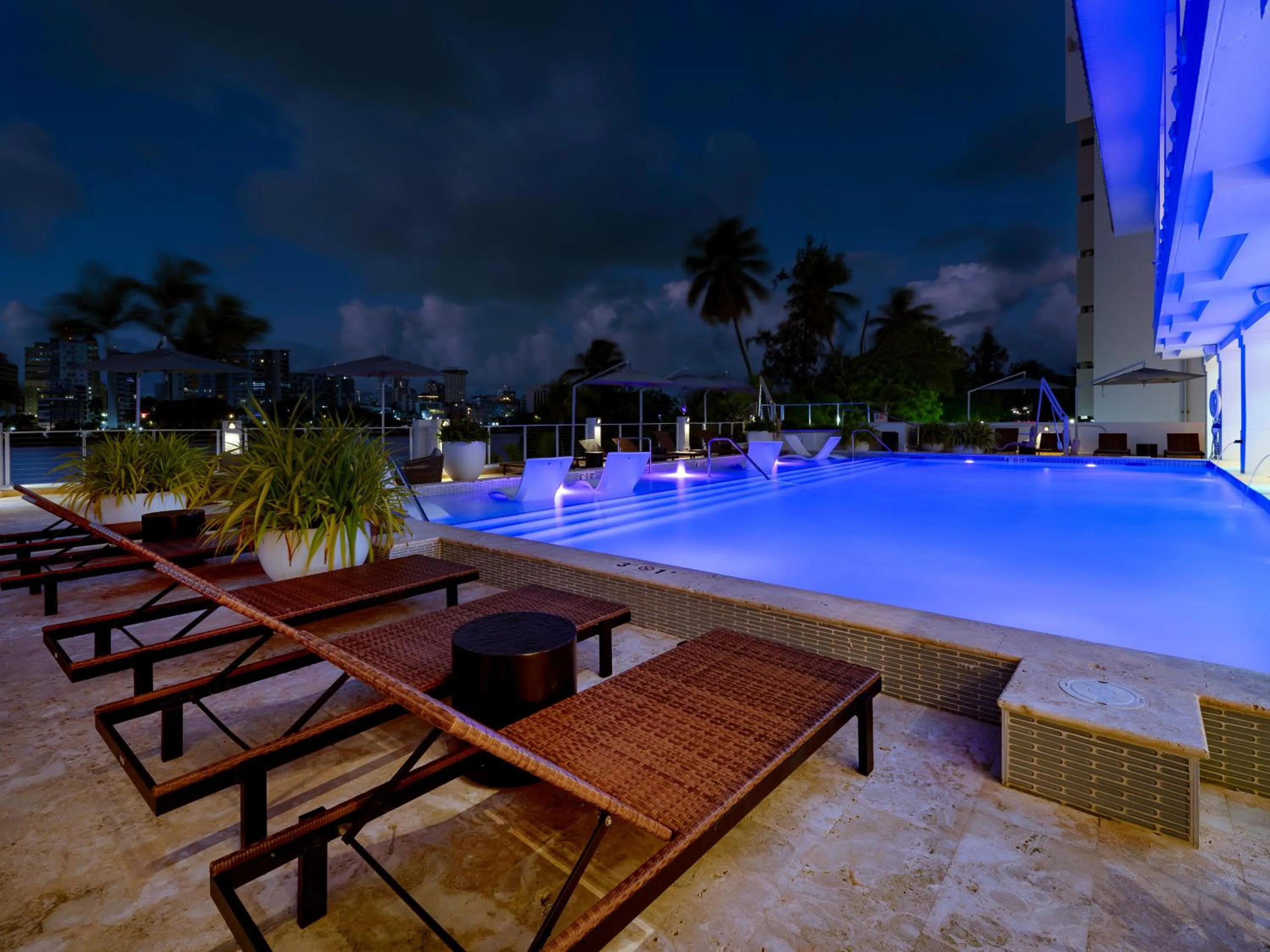 Shower in Hilton Garden Inn San Juan Condado