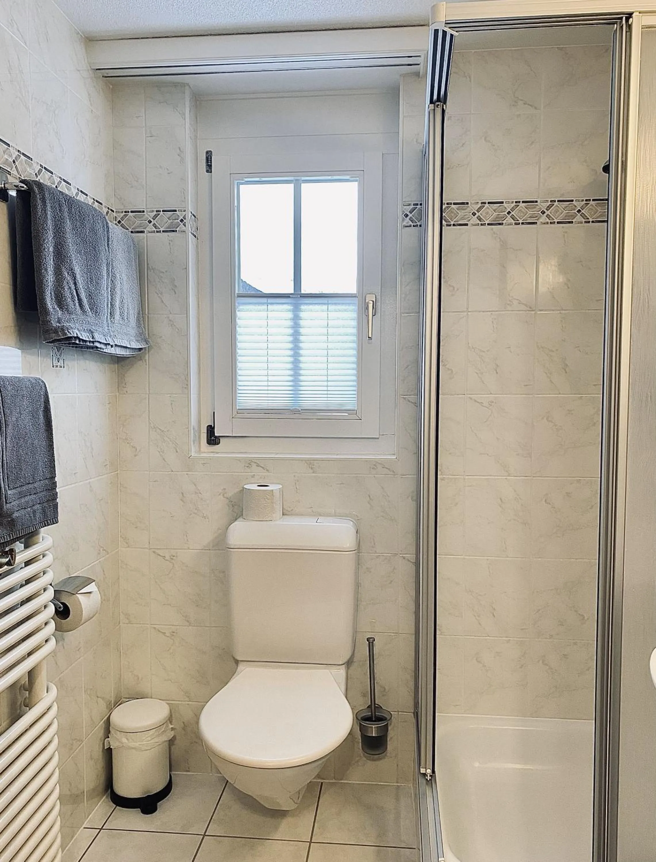 Shower in Apartments Arcadia