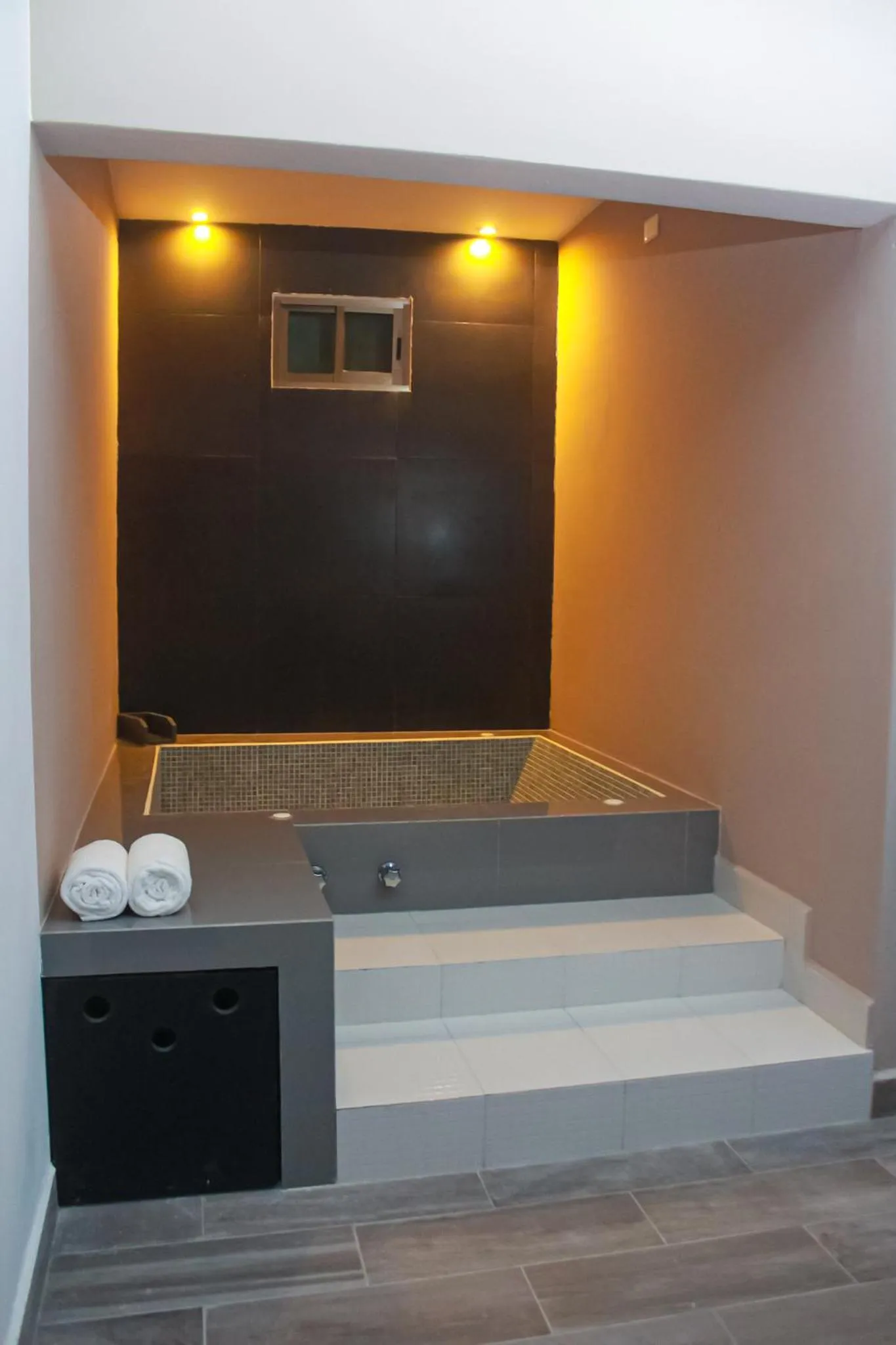 Hot Tub in Hotel Zibahun