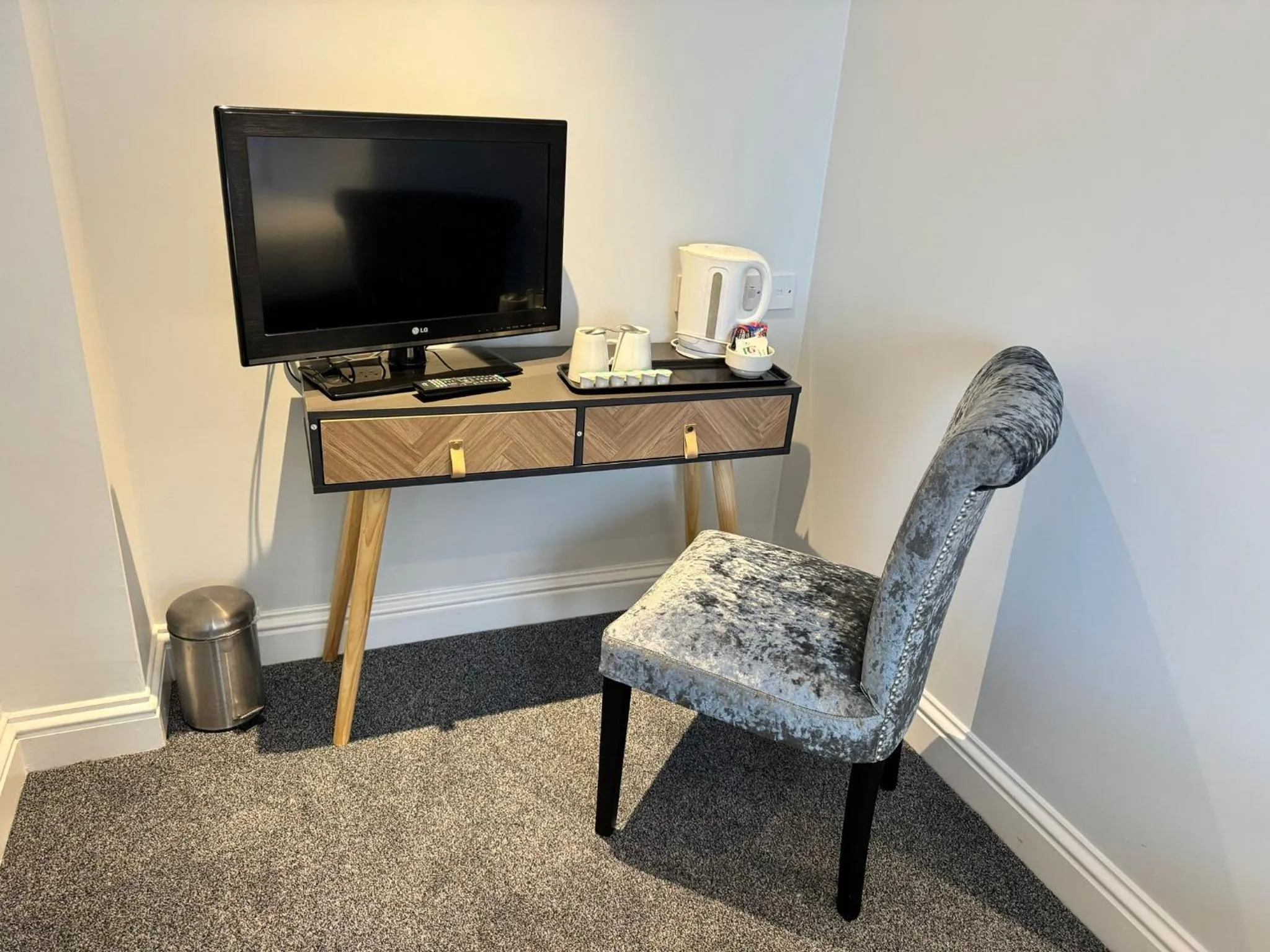 Seating area in Marsh Farm Hotel