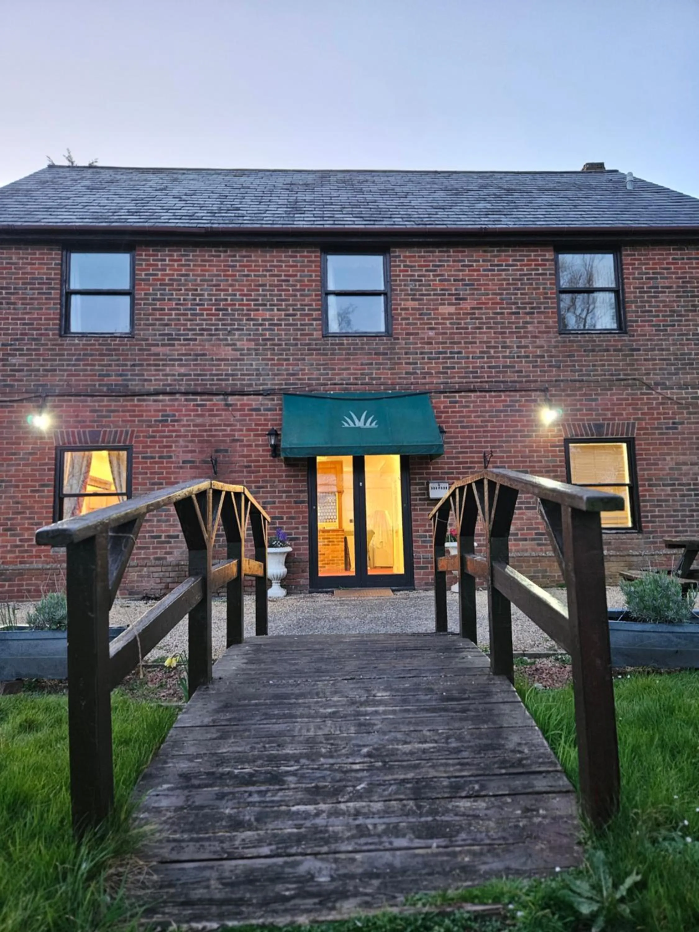 Property building in Marsh Farm Hotel