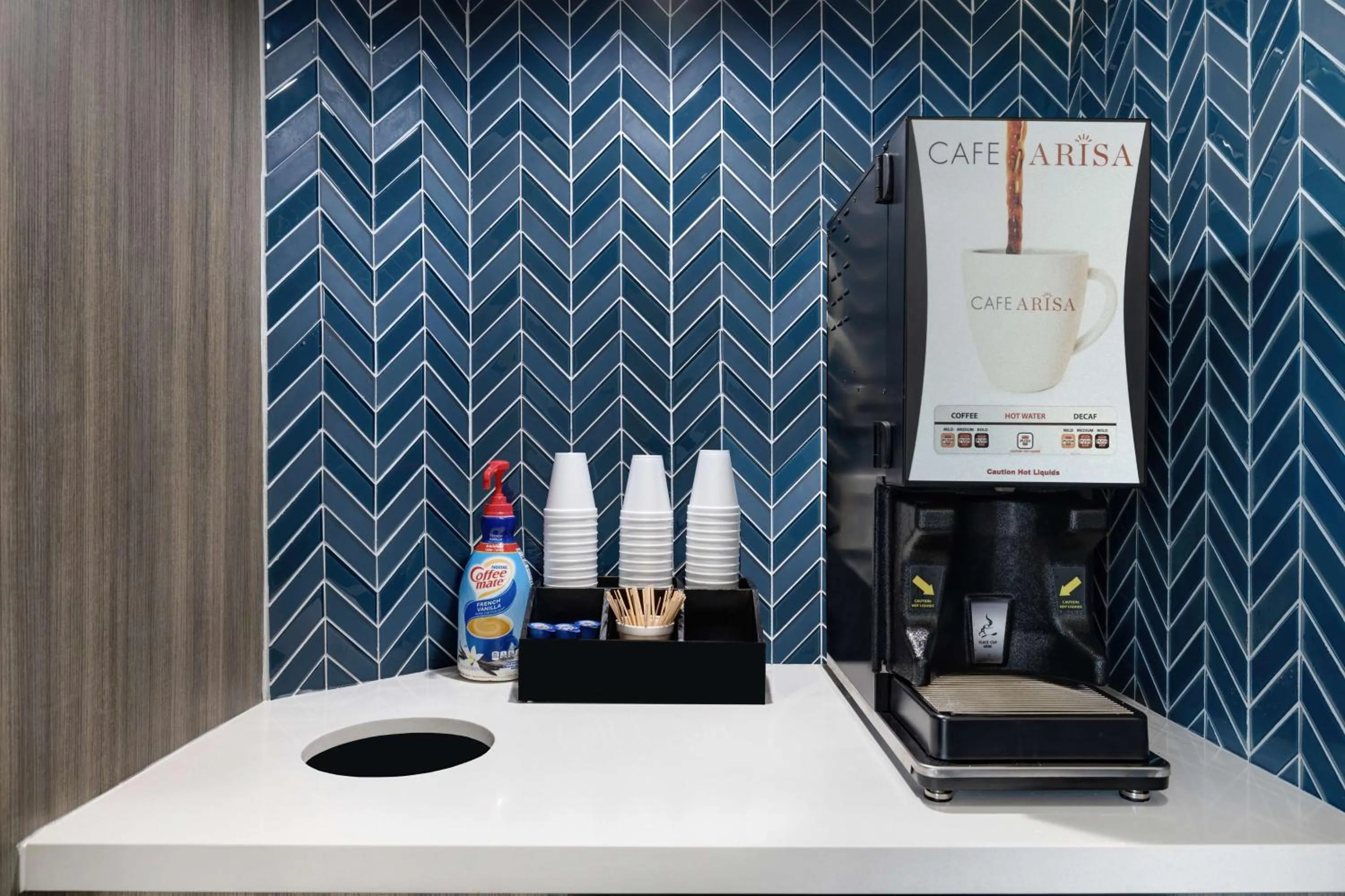 Restaurant/places to eat in Motel 6 Dallas, TX Methodist Charlton Medical Ctr