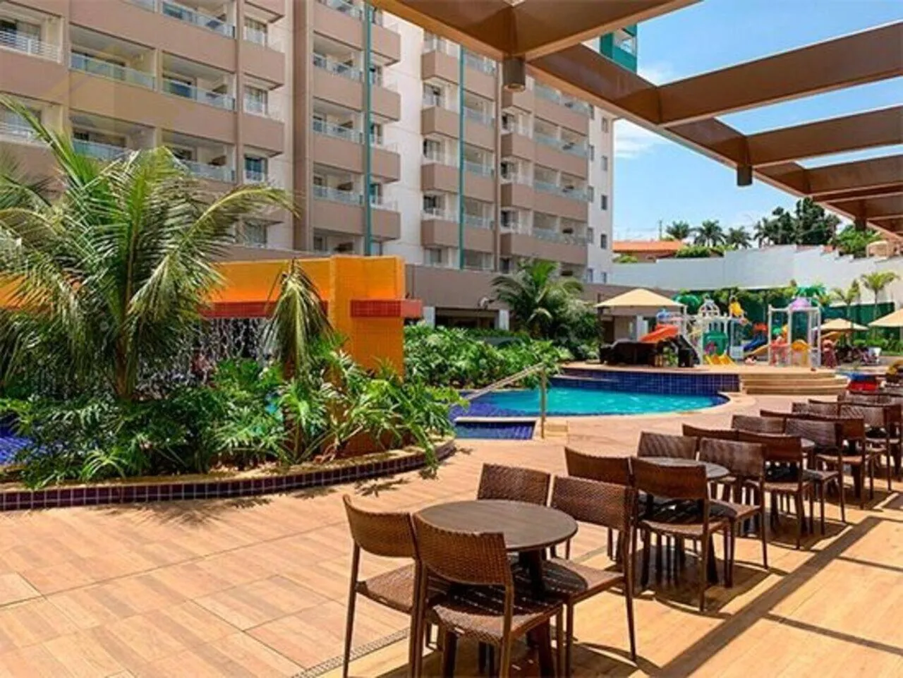 Restaurant/places to eat in Olimpia Park resort