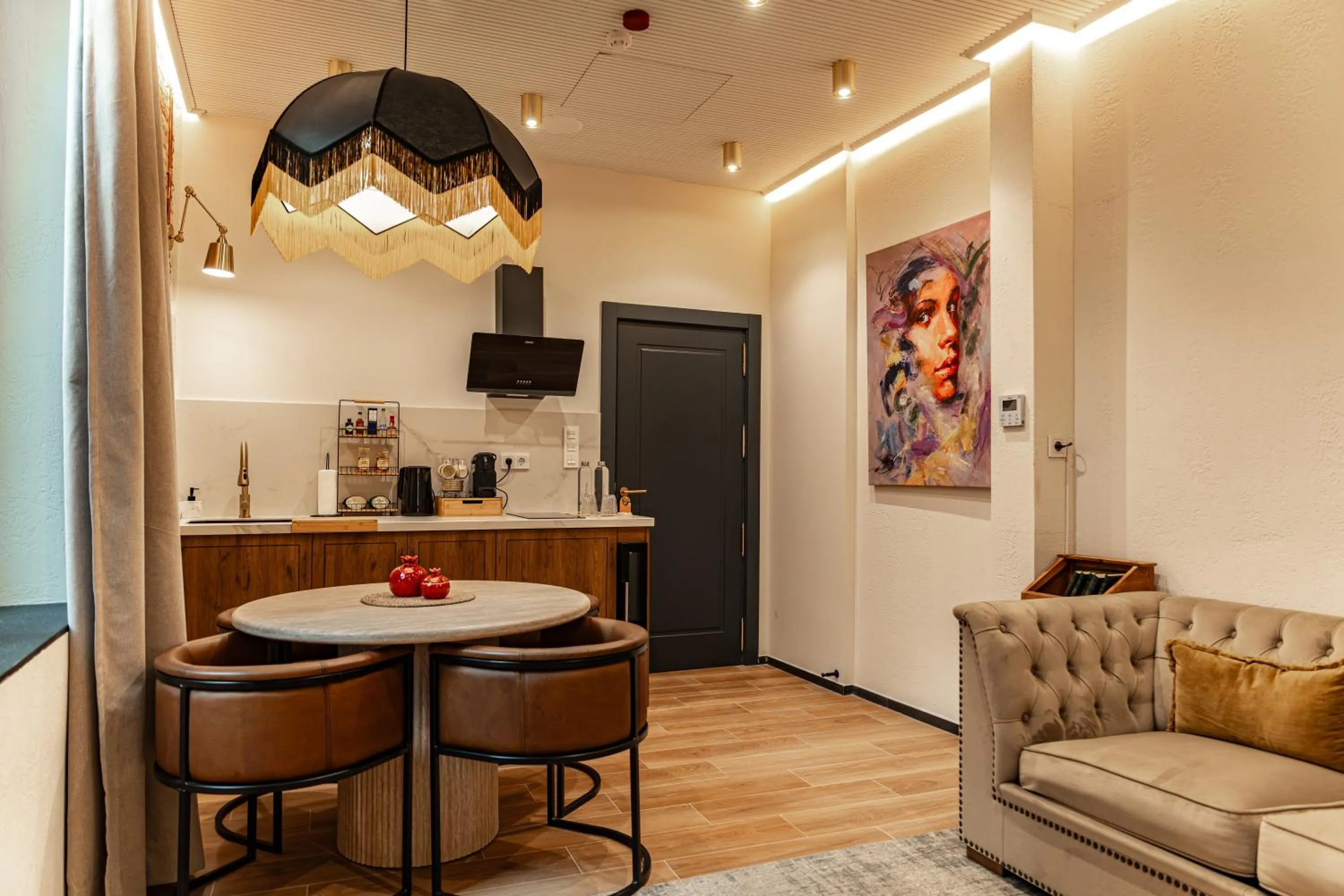 Coffee/tea facilities in Bubaqia House - Suites Boutique