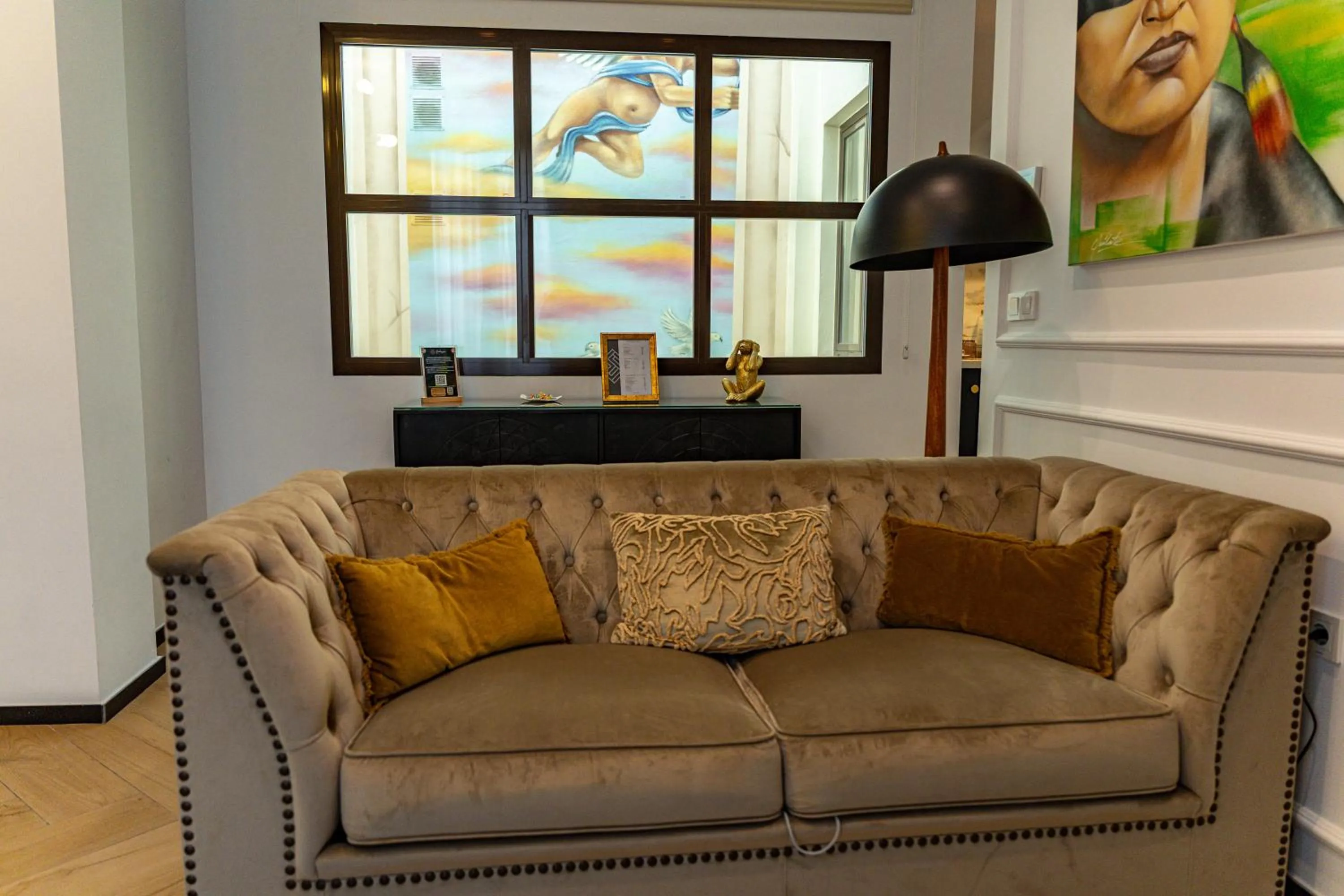 Seating area in Bubaqia House - Suites Boutique