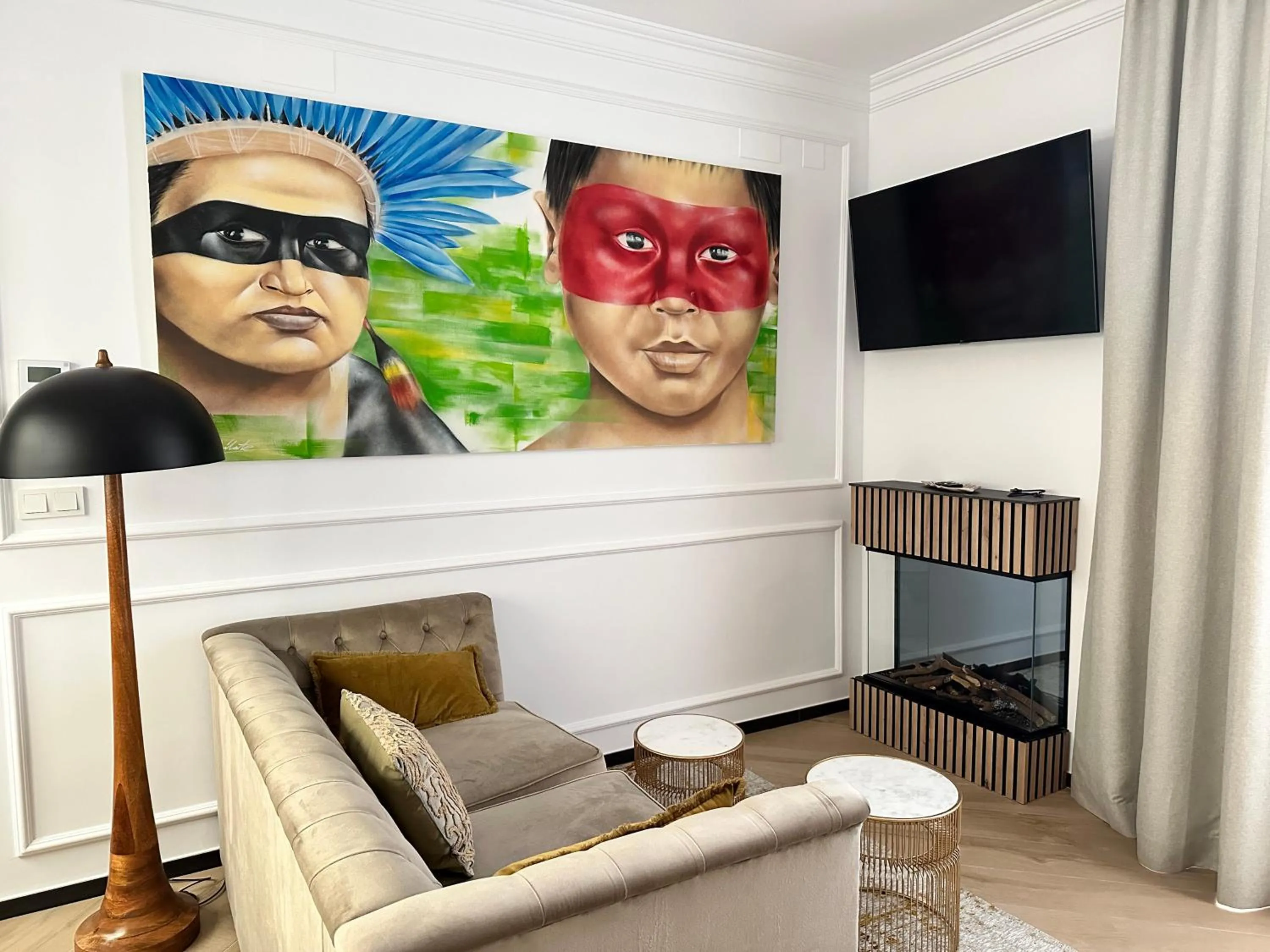TV and multimedia in Bubaqia House - Suites Boutique