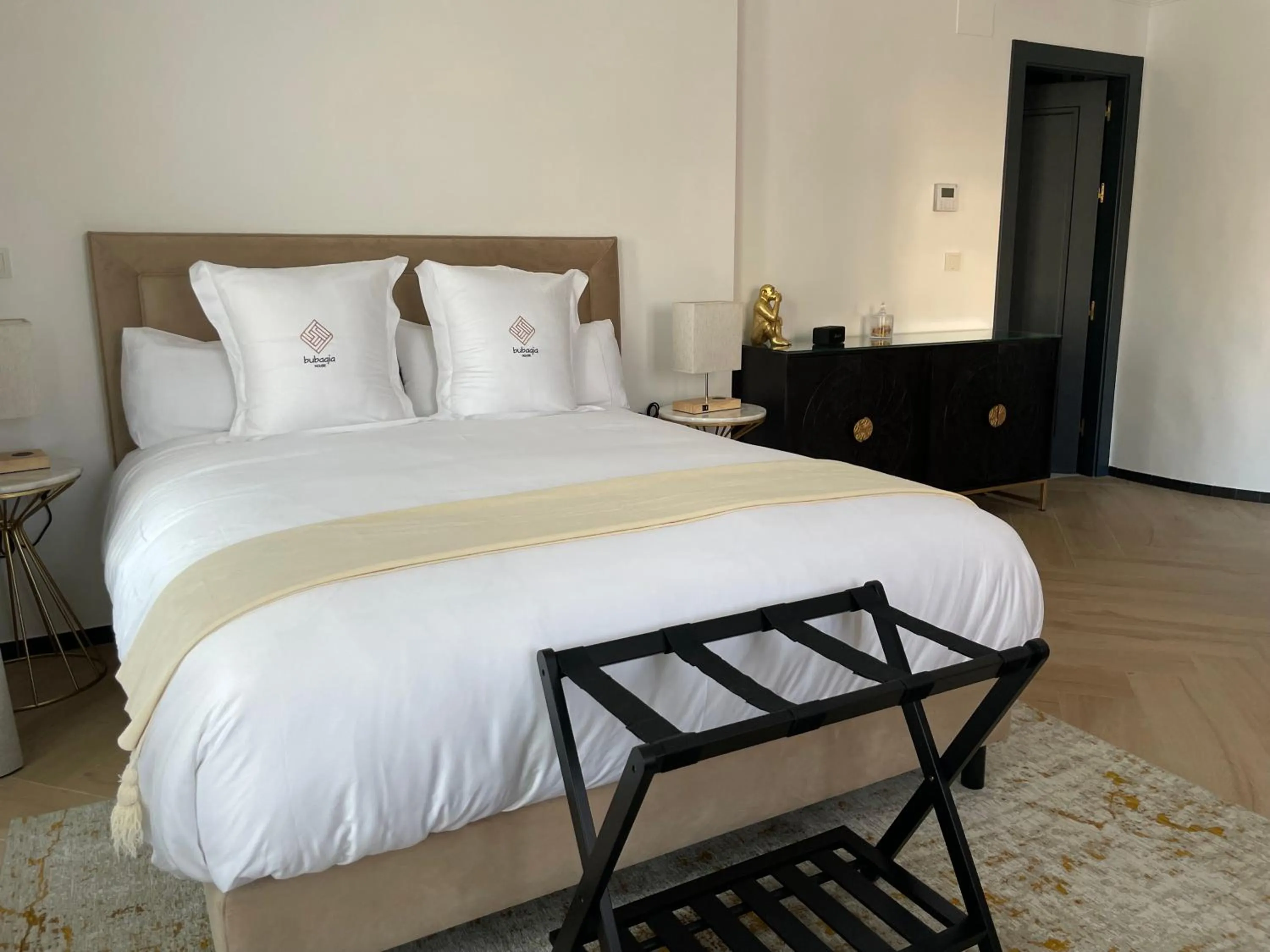 Bed in Bubaqia House - Suites Boutique