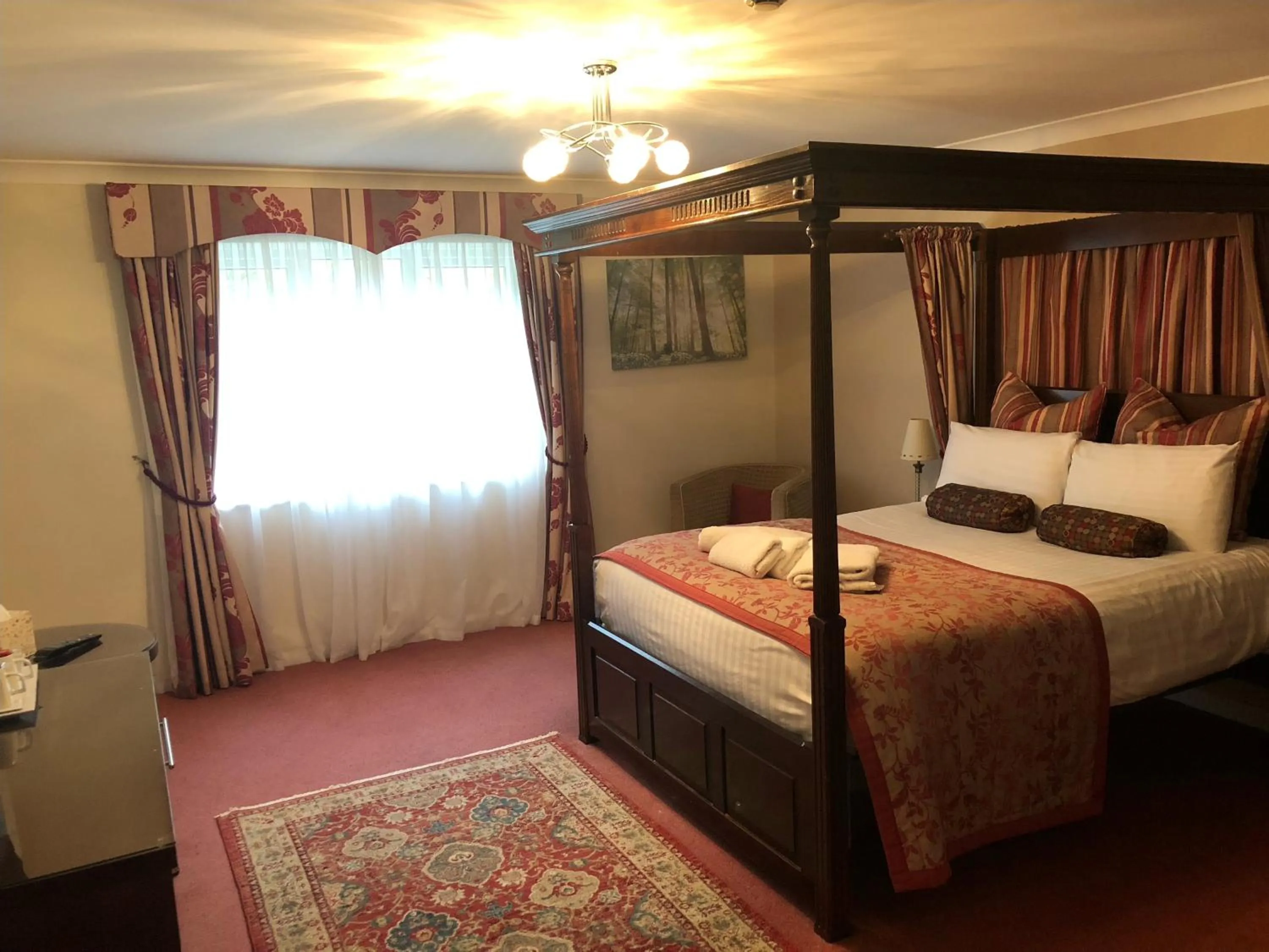 Little Silver Country Hotel