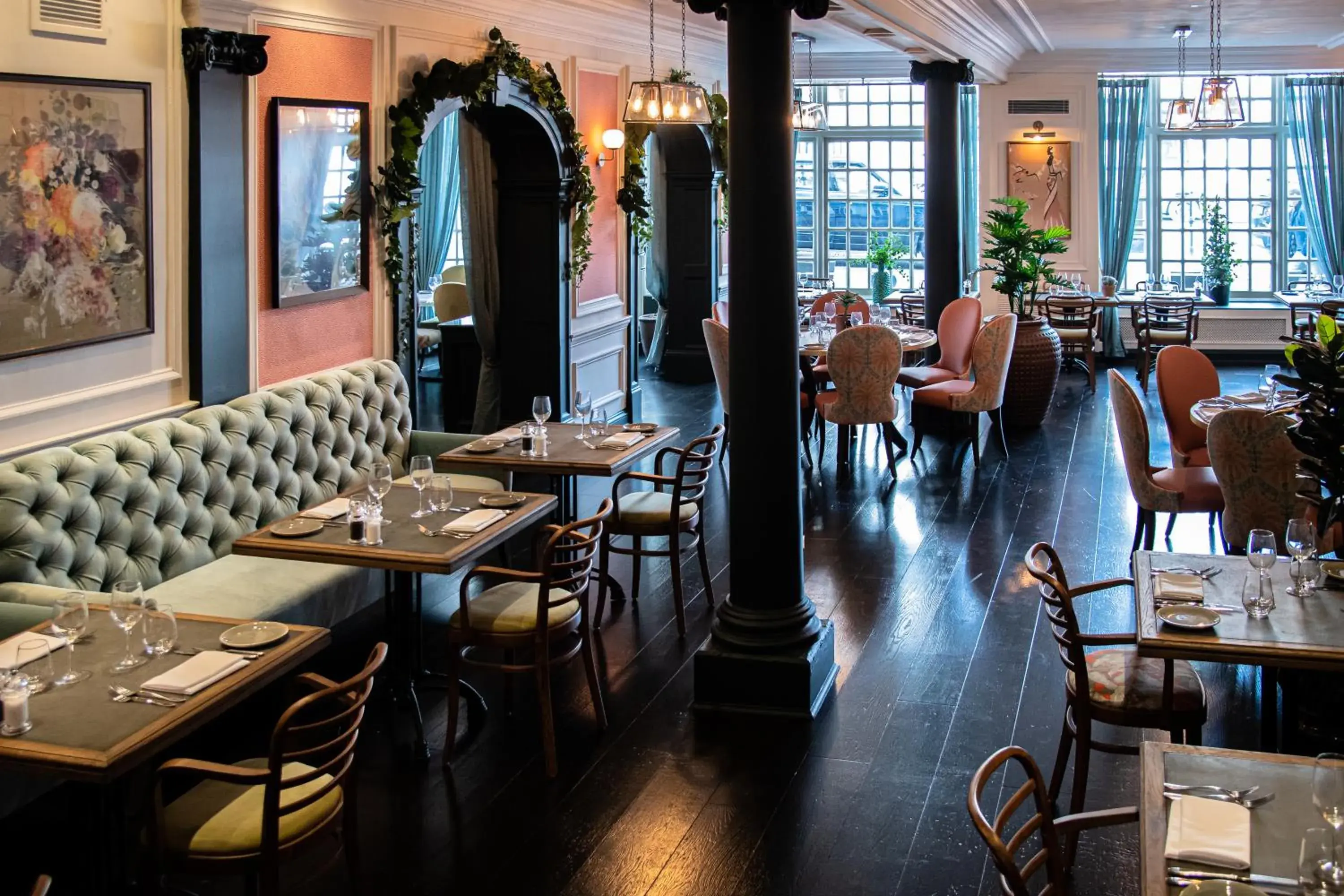 Restaurant/places to eat in Castle Hotel Windsor Restaurant/places to eat in Castle Hotel Windsor