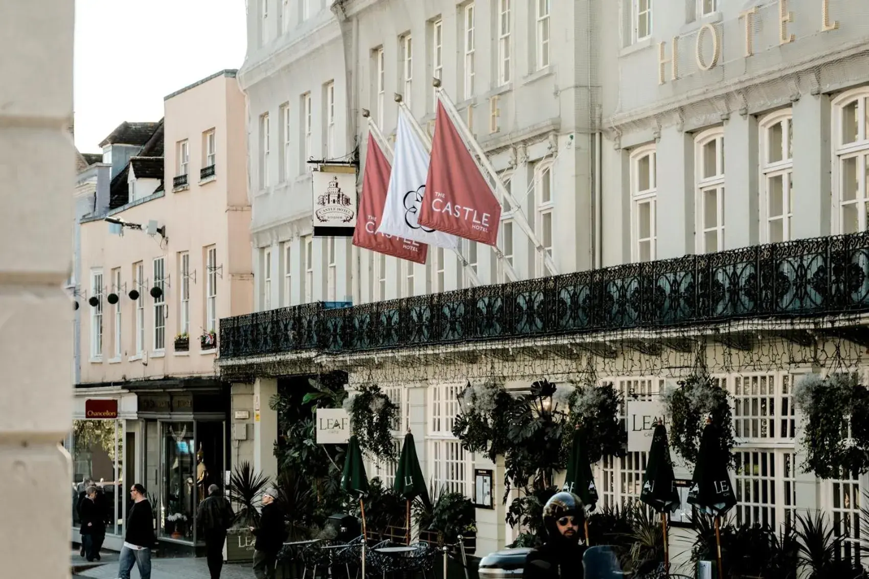 Property building in Castle Hotel Windsor Property building in Castle Hotel Windsor