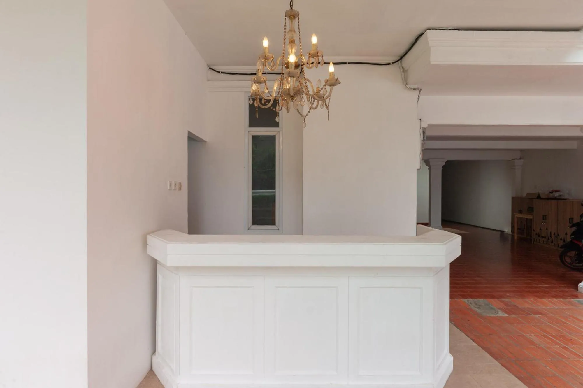 Lobby or reception in Urbanview Hotel De Breeze Kemang Jakarta by RedDoorz