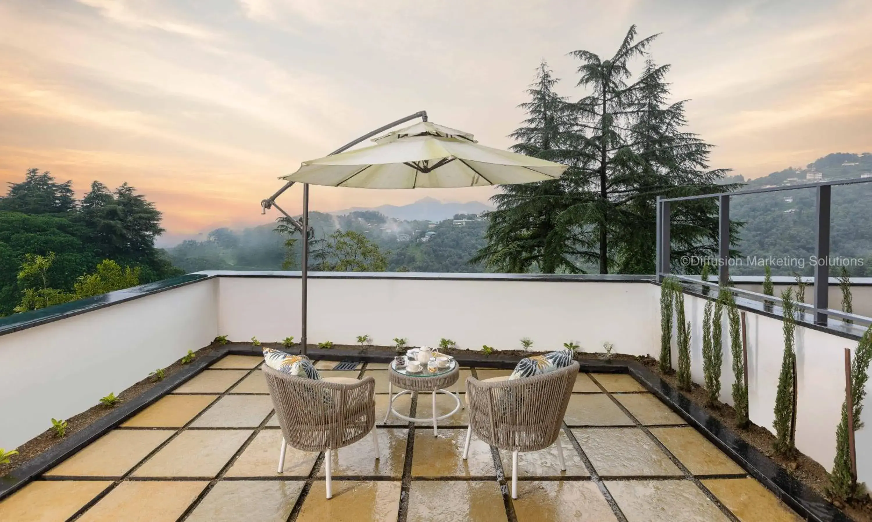 Himalaya View with Private Garden in juSTa Hollow Oak, Mussoorie Himalaya View with Private Garden in juSTa Hollow Oak, Mussoorie
