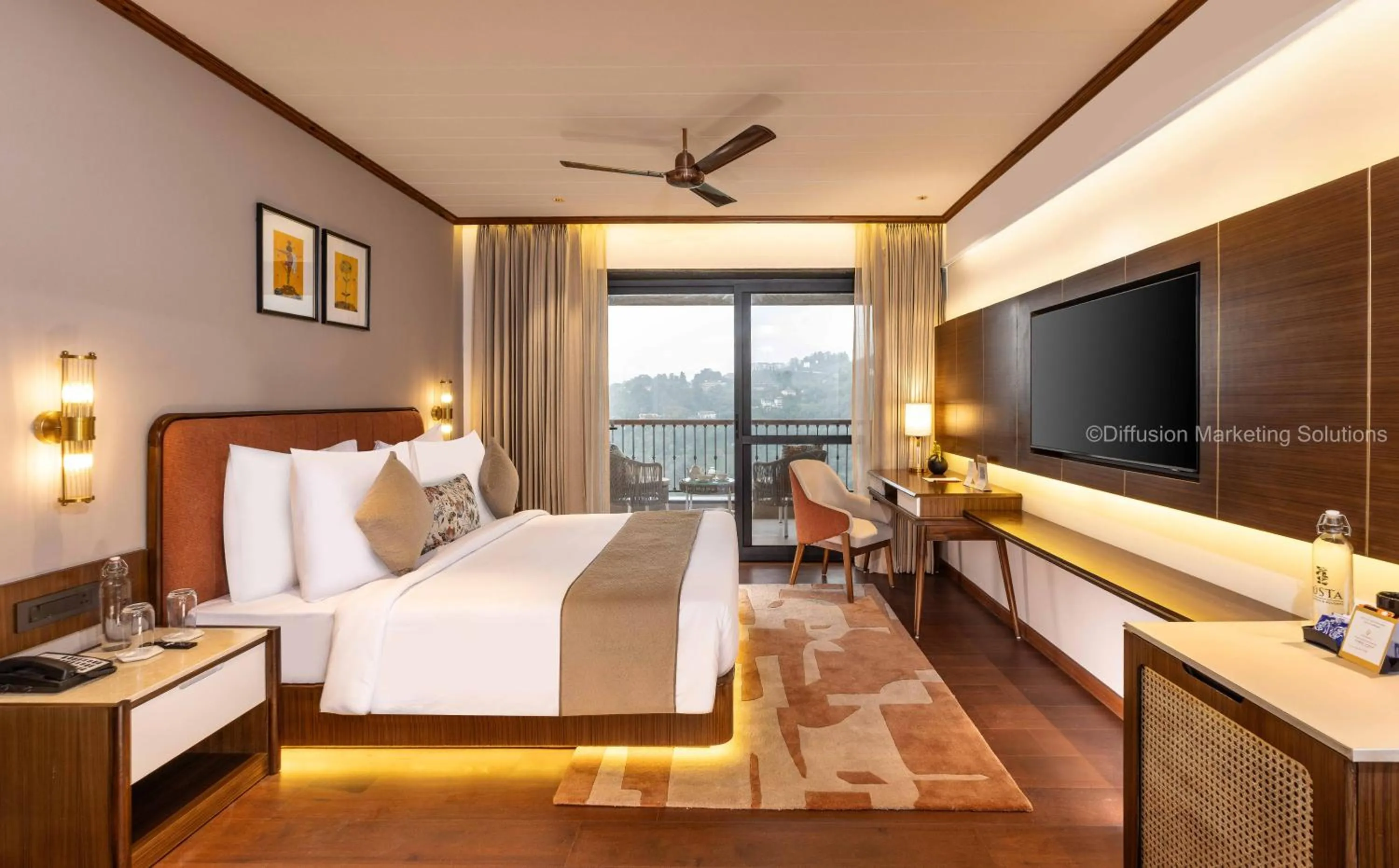 Bed in juSTa Hollow Oak, Mussoorie