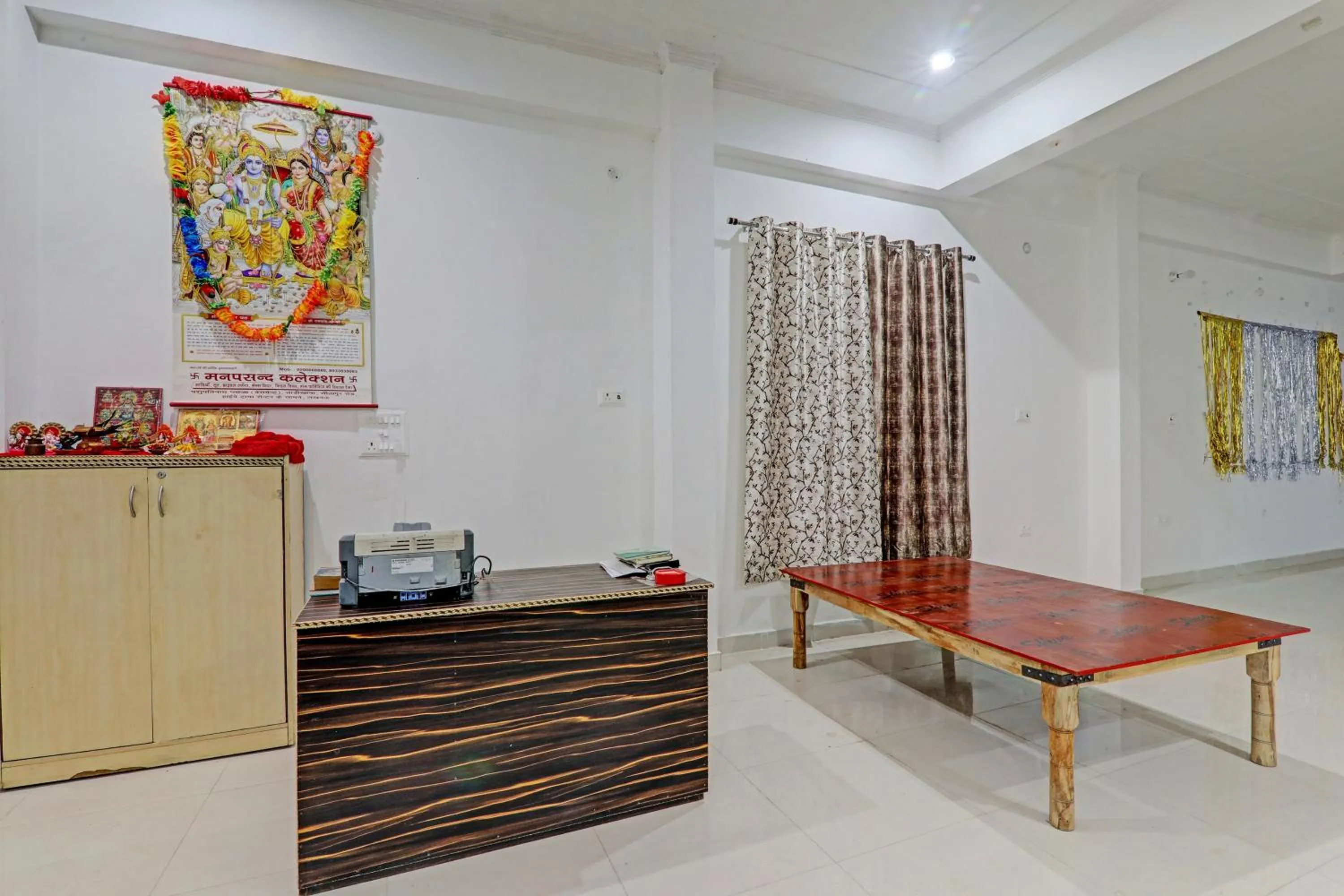 Lobby or reception in Hotel O Shri Krishna Banquet Hall