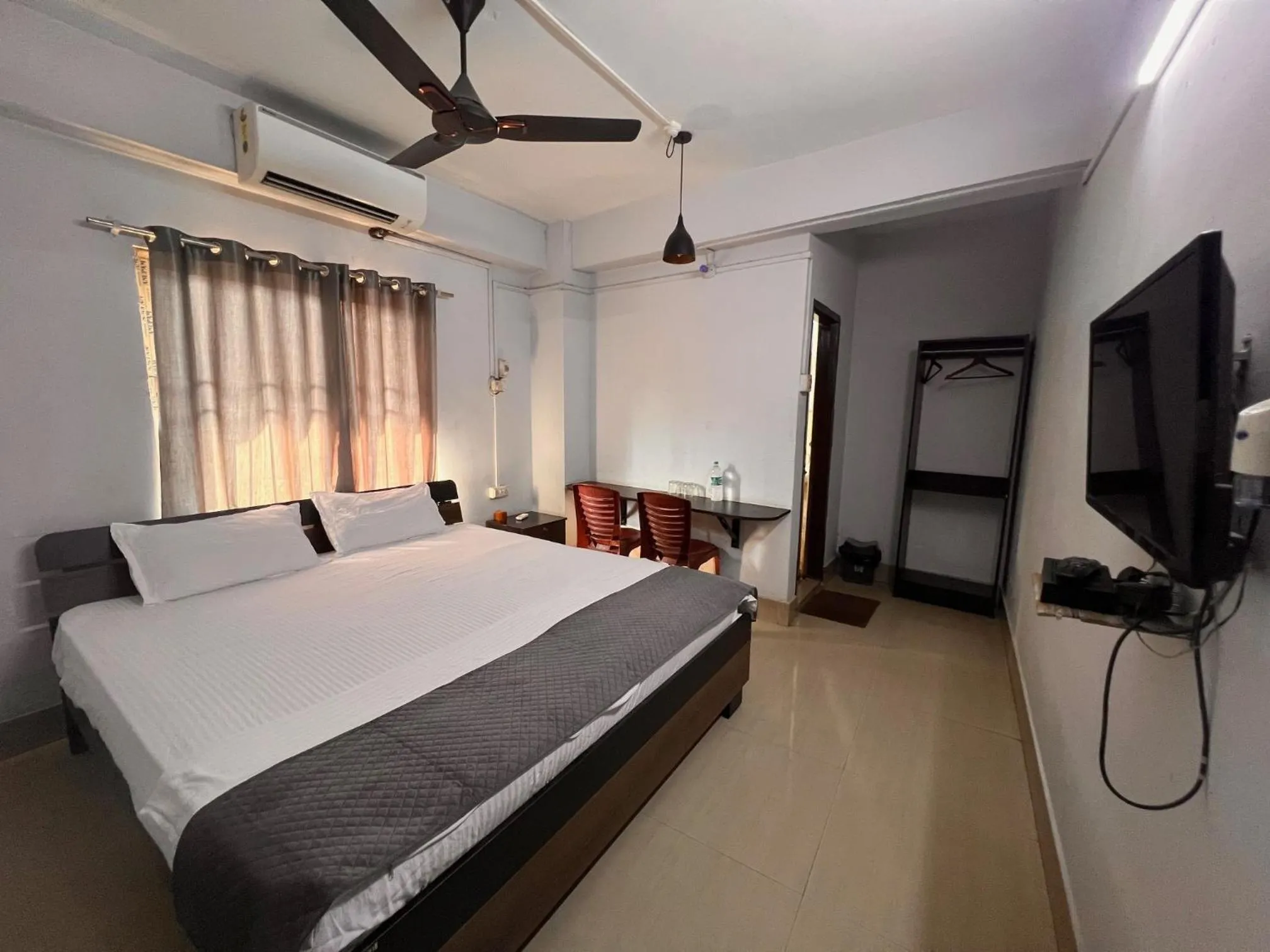 HOTEL COMFORT STAY