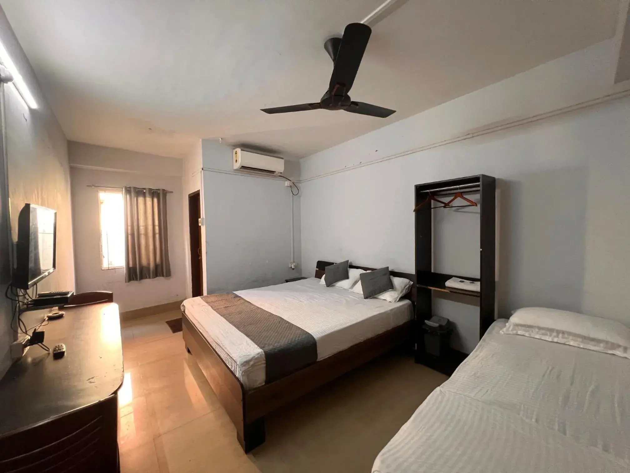 Deluxe Family Room in HOTEL COMFORT STAY Deluxe Family Room in HOTEL COMFORT STAY