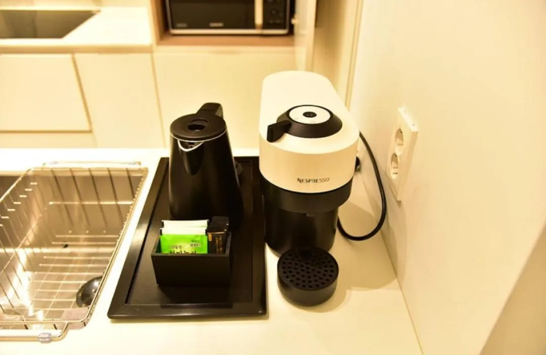 HOTEL THE DESIGNERS LYJ SUITE YEOKSAM