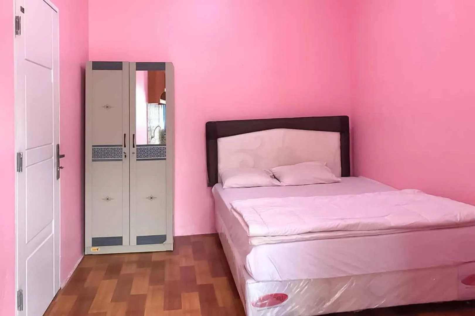 Bedroom, Bed in Algira Guest House Syariah Bogor Redpartner