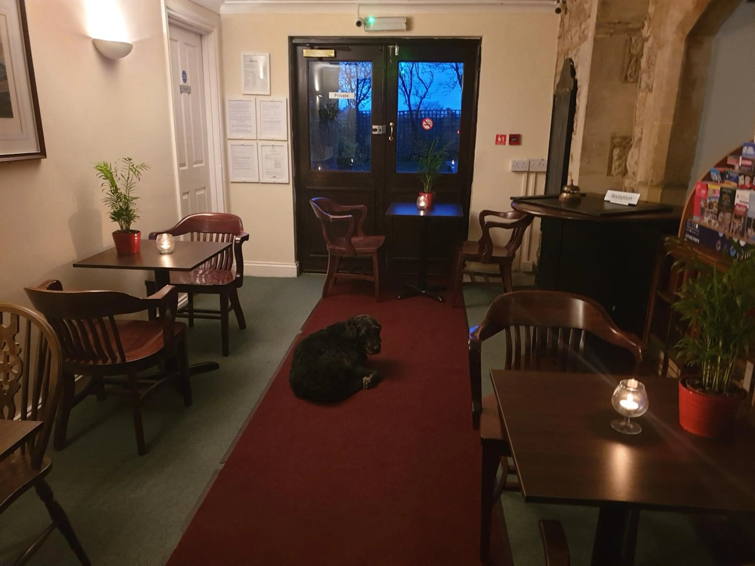 Restaurant/places to eat in Schoolhouse Restaurant and Hotel