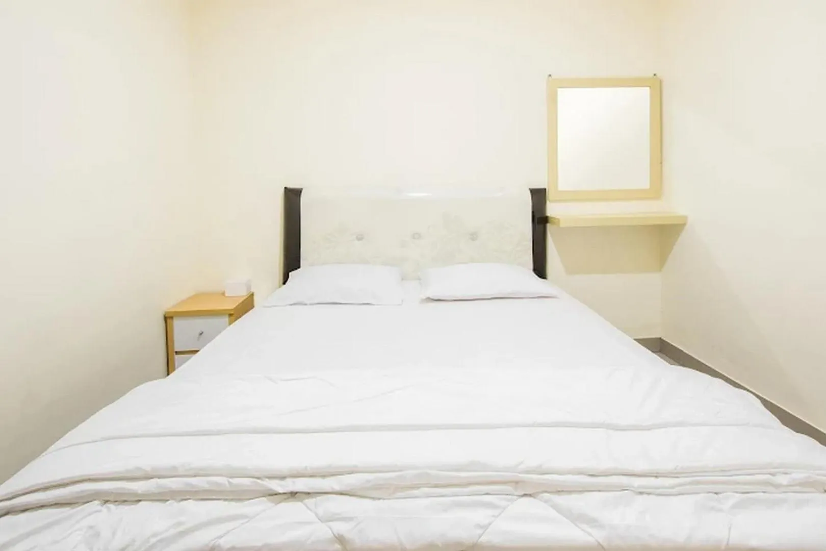 Bedroom, Bed in Omah Belimbing near ABM Malang Mitra RedDoorz