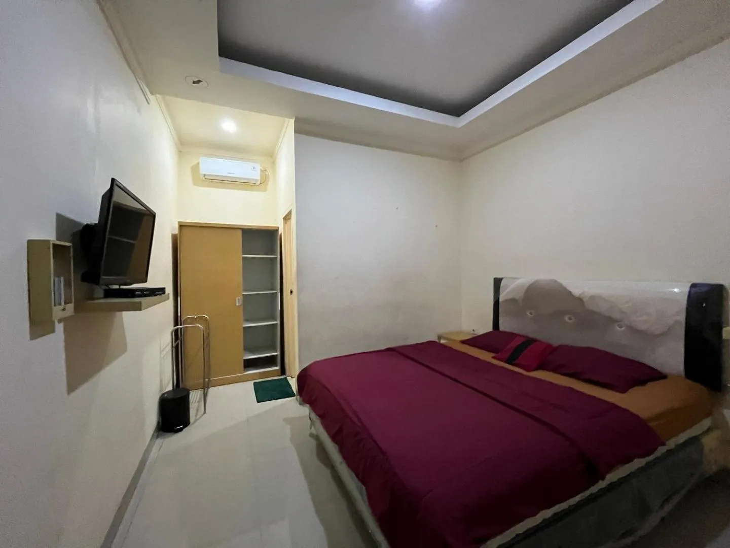 Bedroom, Bed in Omah Belimbing near ABM Malang Mitra RedDoorz