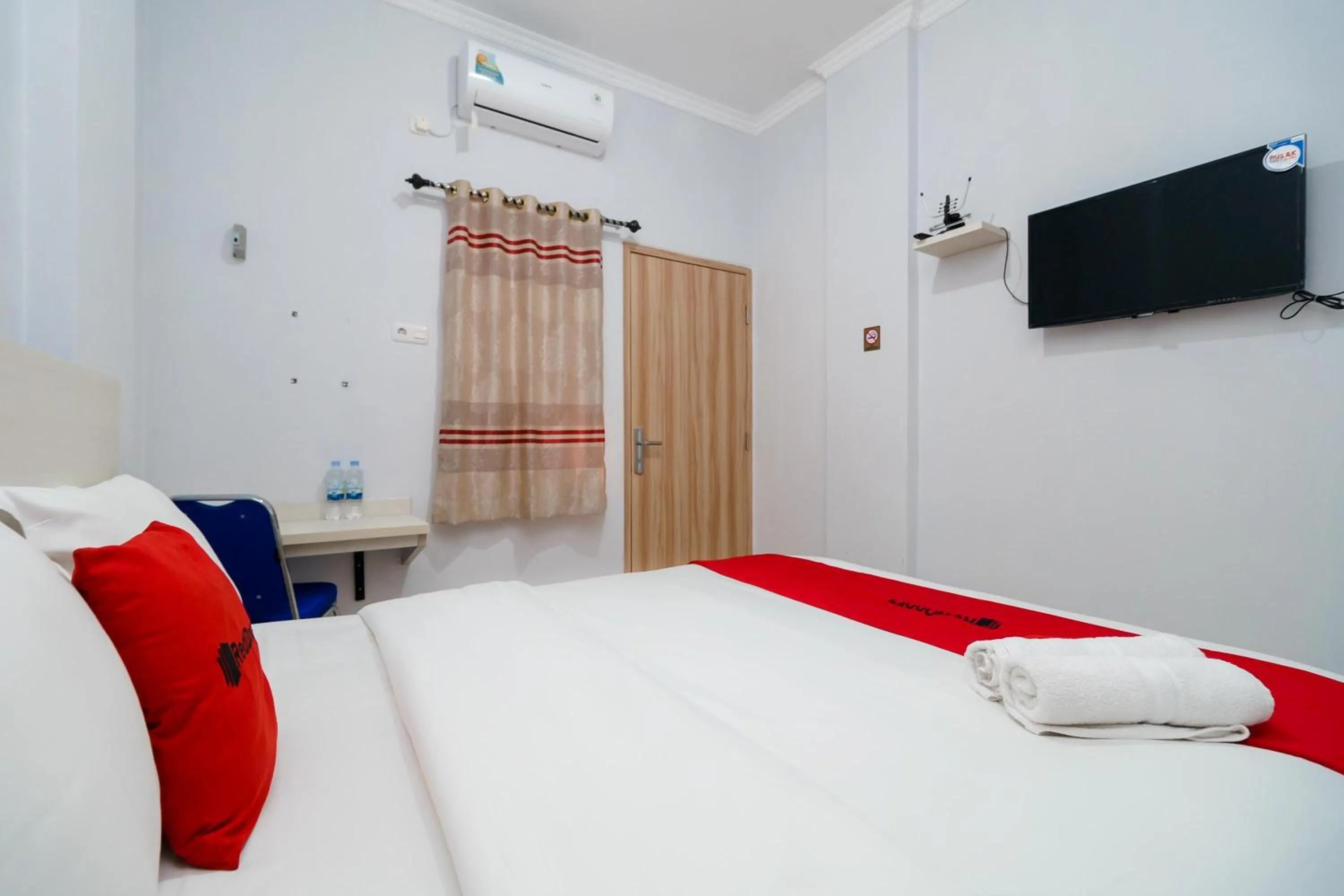 RedDoorz at Homestay Lotus 2 Pangkal Pinang