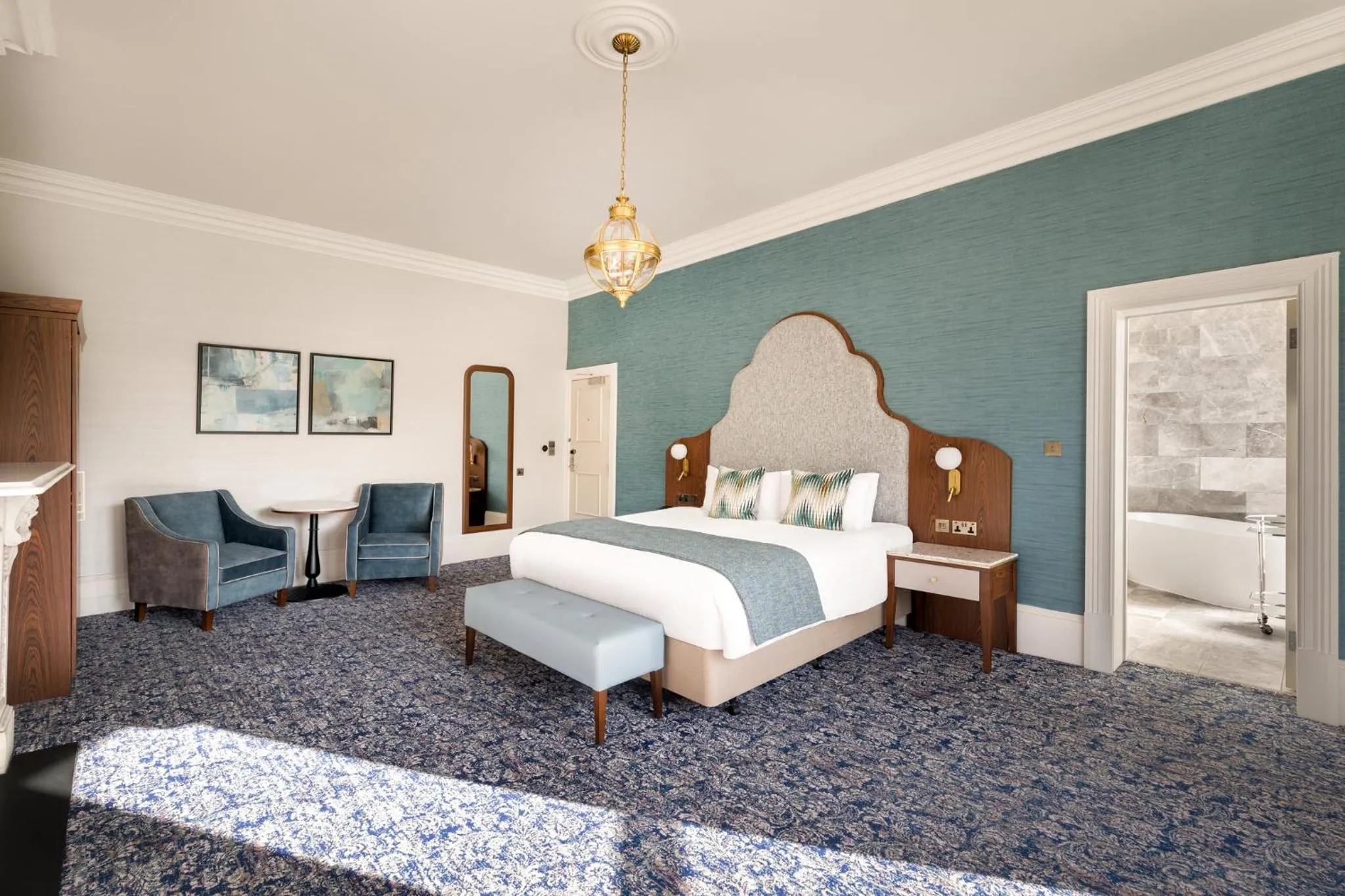 Photo of the whole room, Bed in voco The Clifton Folkestone by IHG