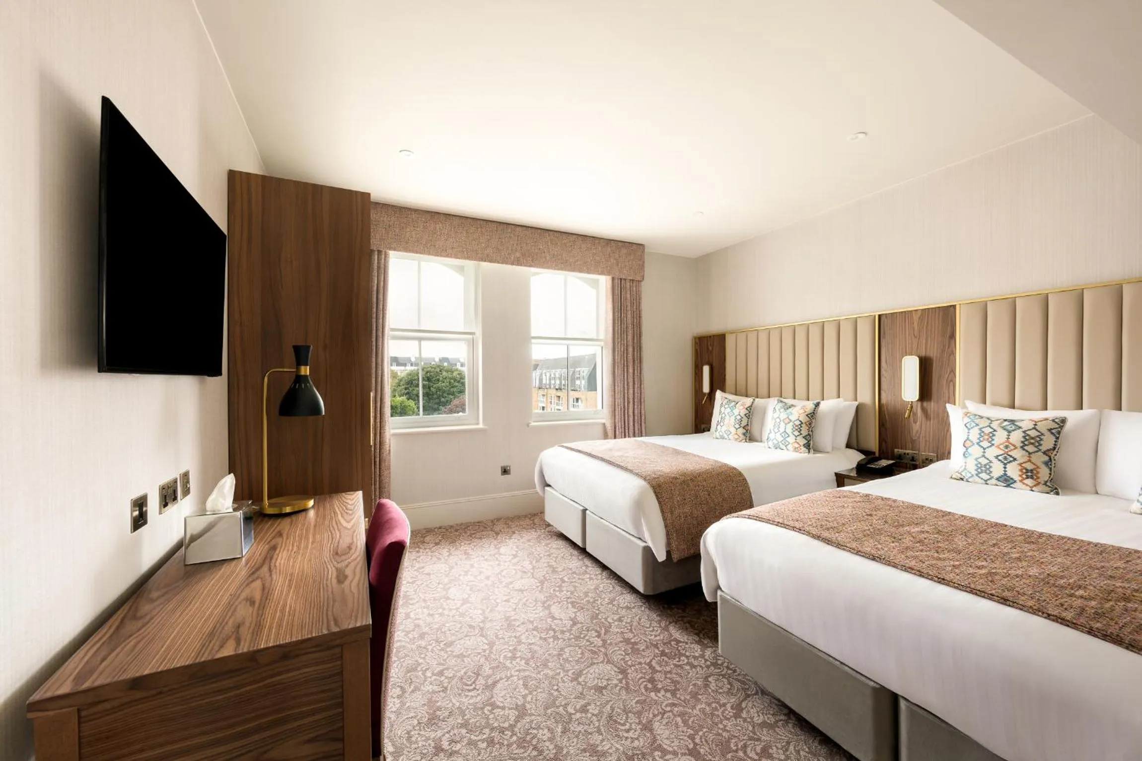 Photo of the whole room, Bed in voco The Clifton Folkestone by IHG