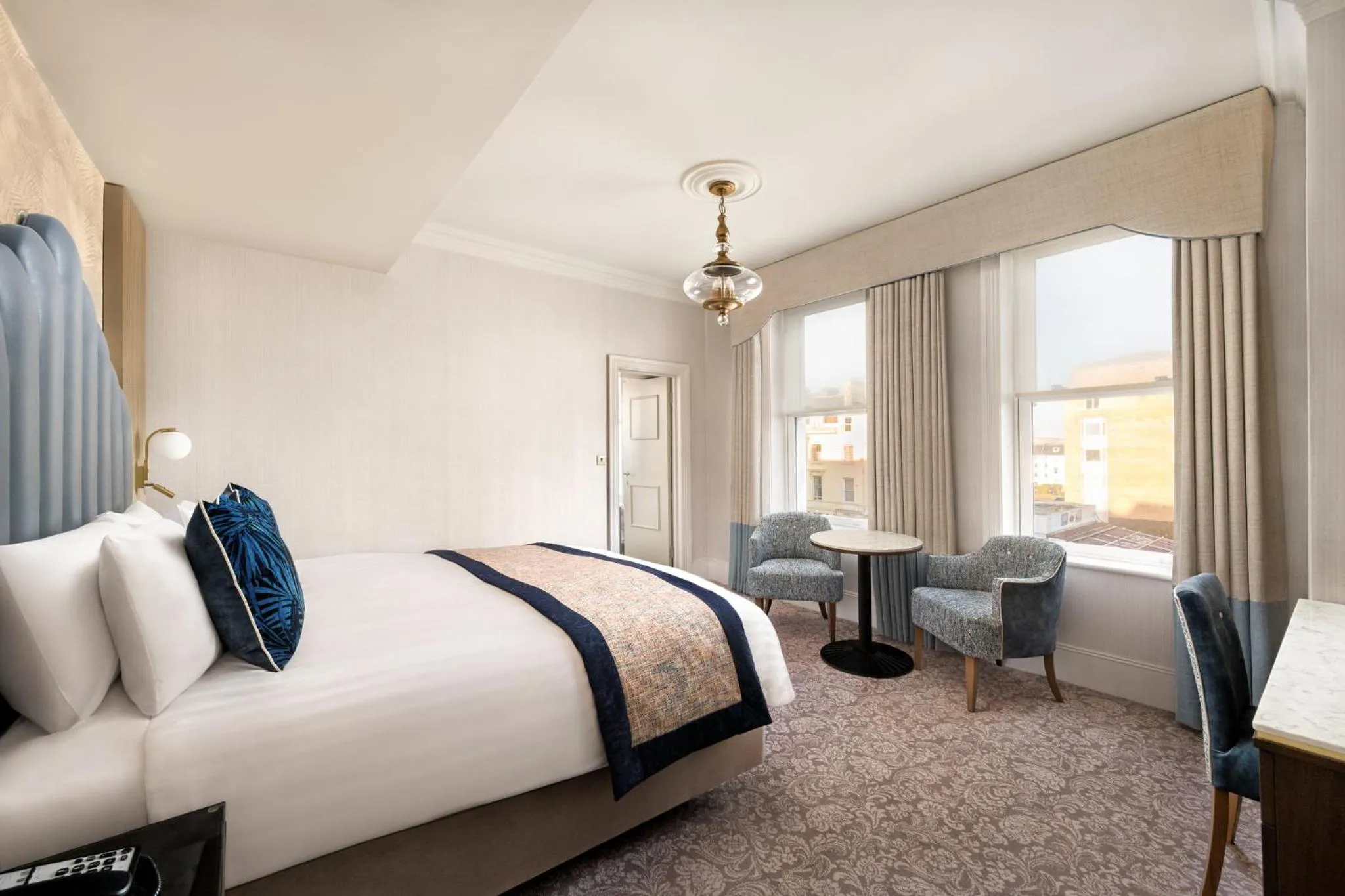 Photo of the whole room, Bed in voco The Clifton Folkestone by IHG