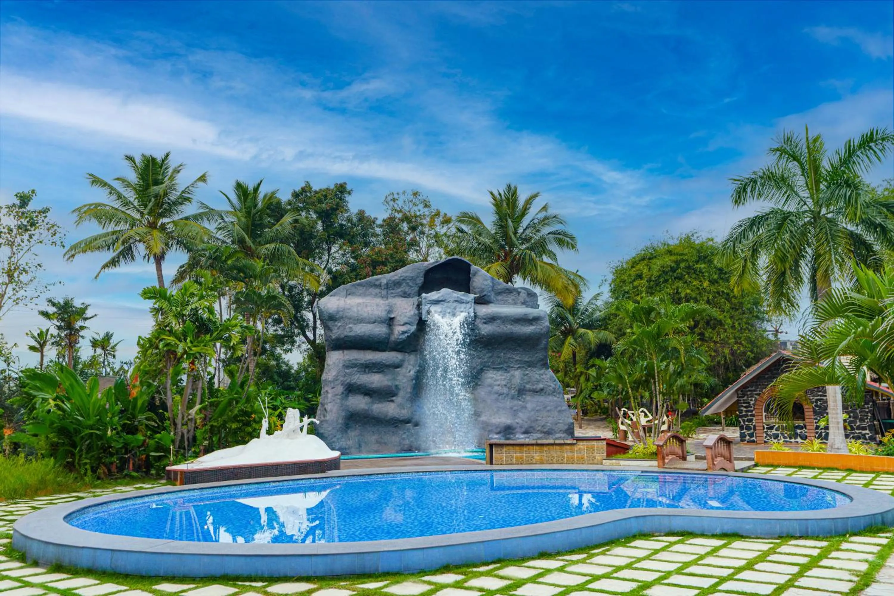 Swimming Pool in Hudson Hotels