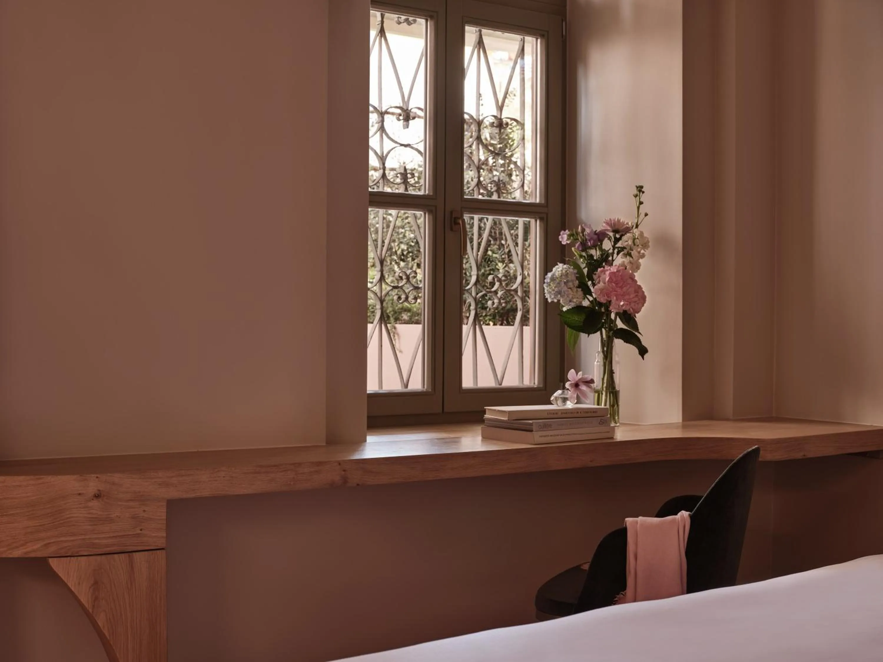 Seating area in Domus Blanc Boutique Hotel