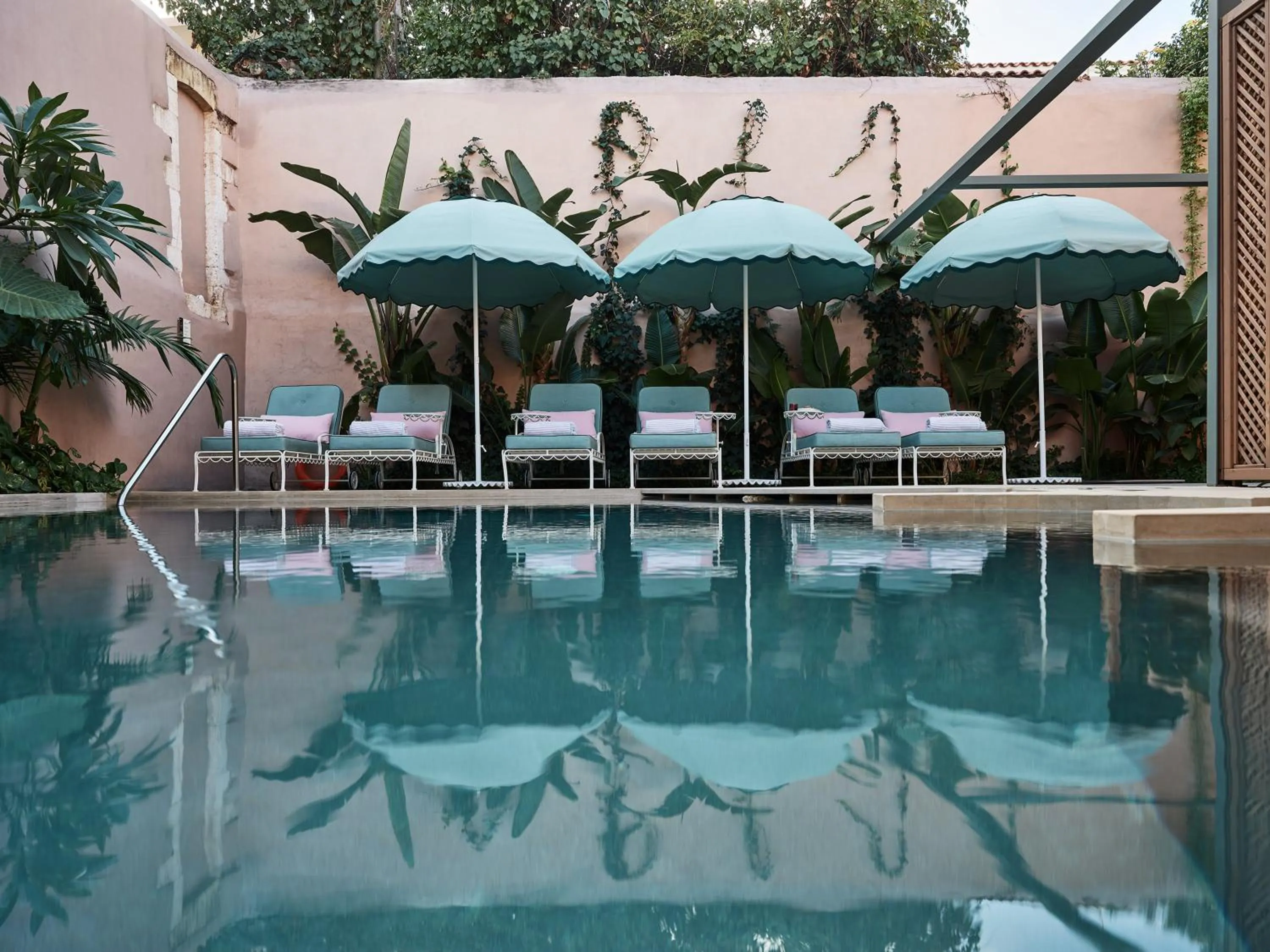 Swimming pool in Domus Blanc Boutique Hotel
