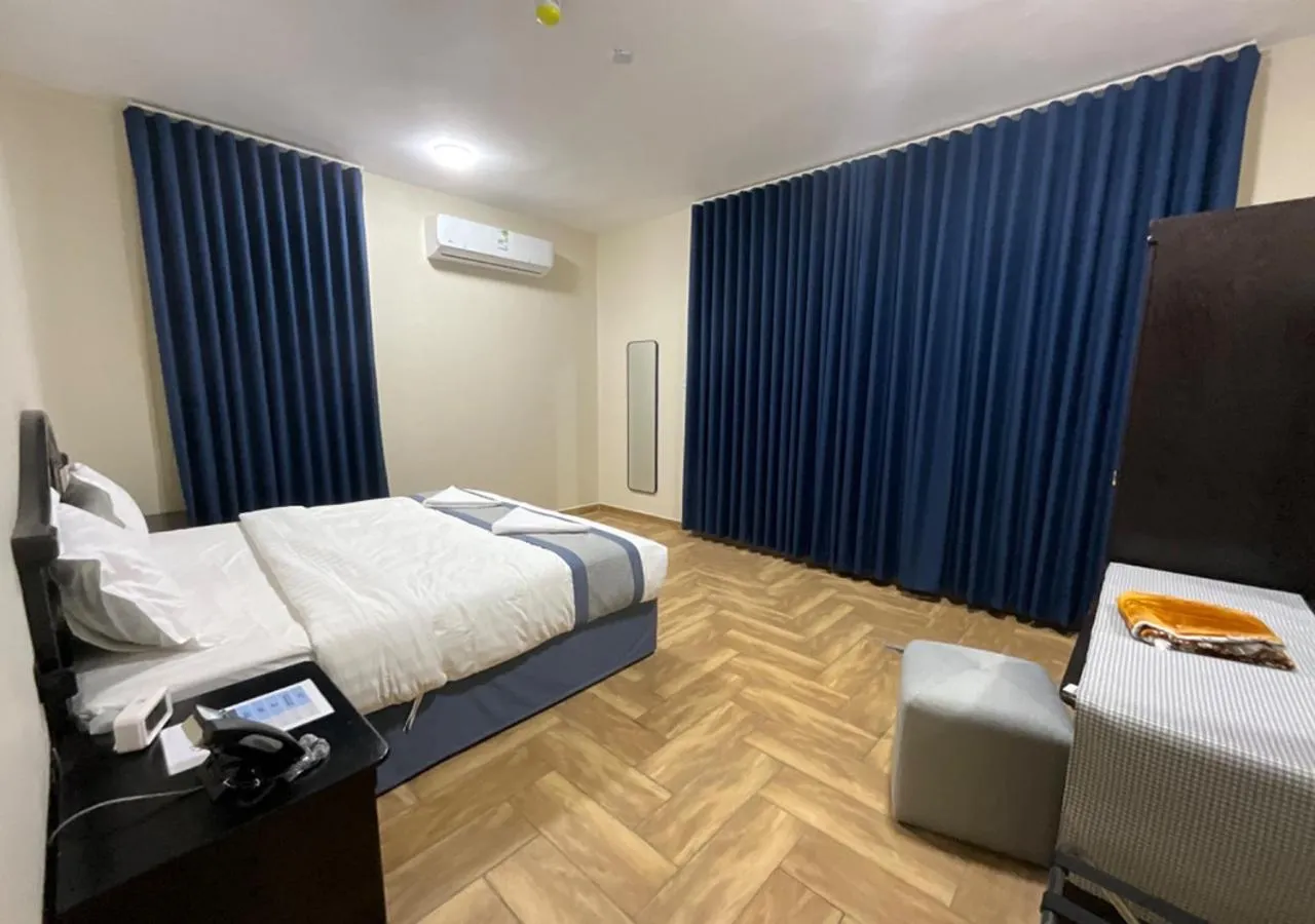 Photo of the whole room, Bed in Al Baida Suites Al Salam Branch