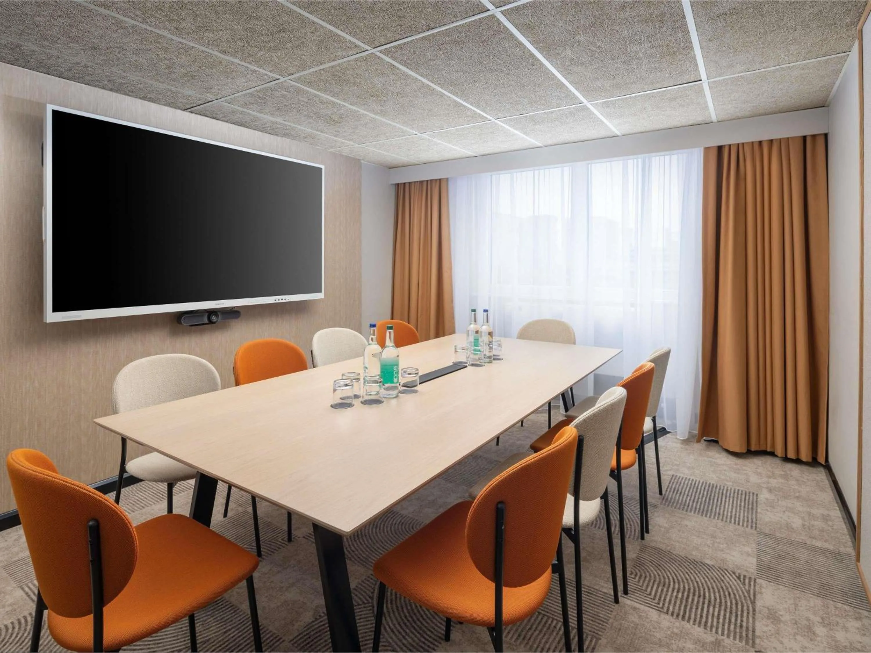 Meeting/conference room in ibis London Earls Court