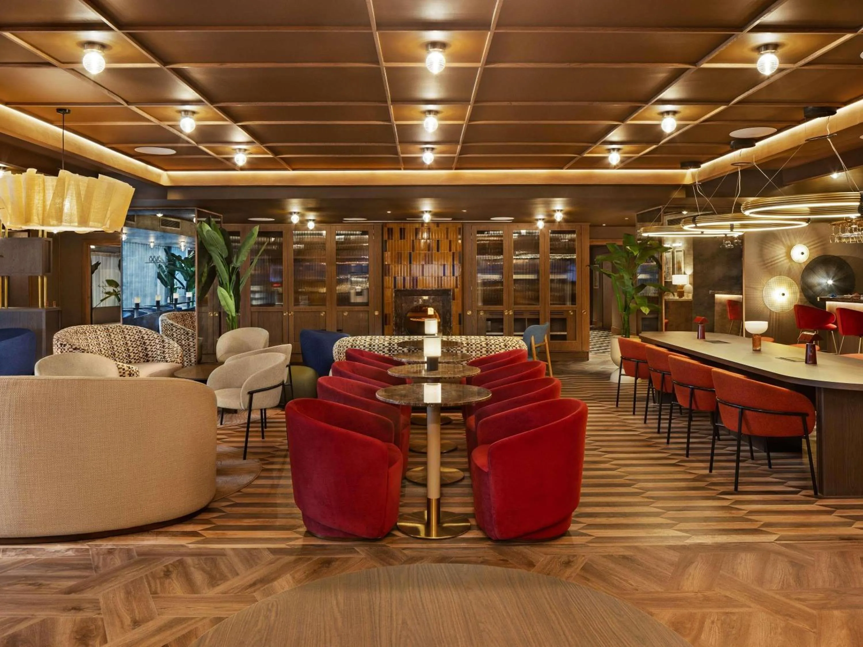 Lounge or bar in ibis London Earls Court