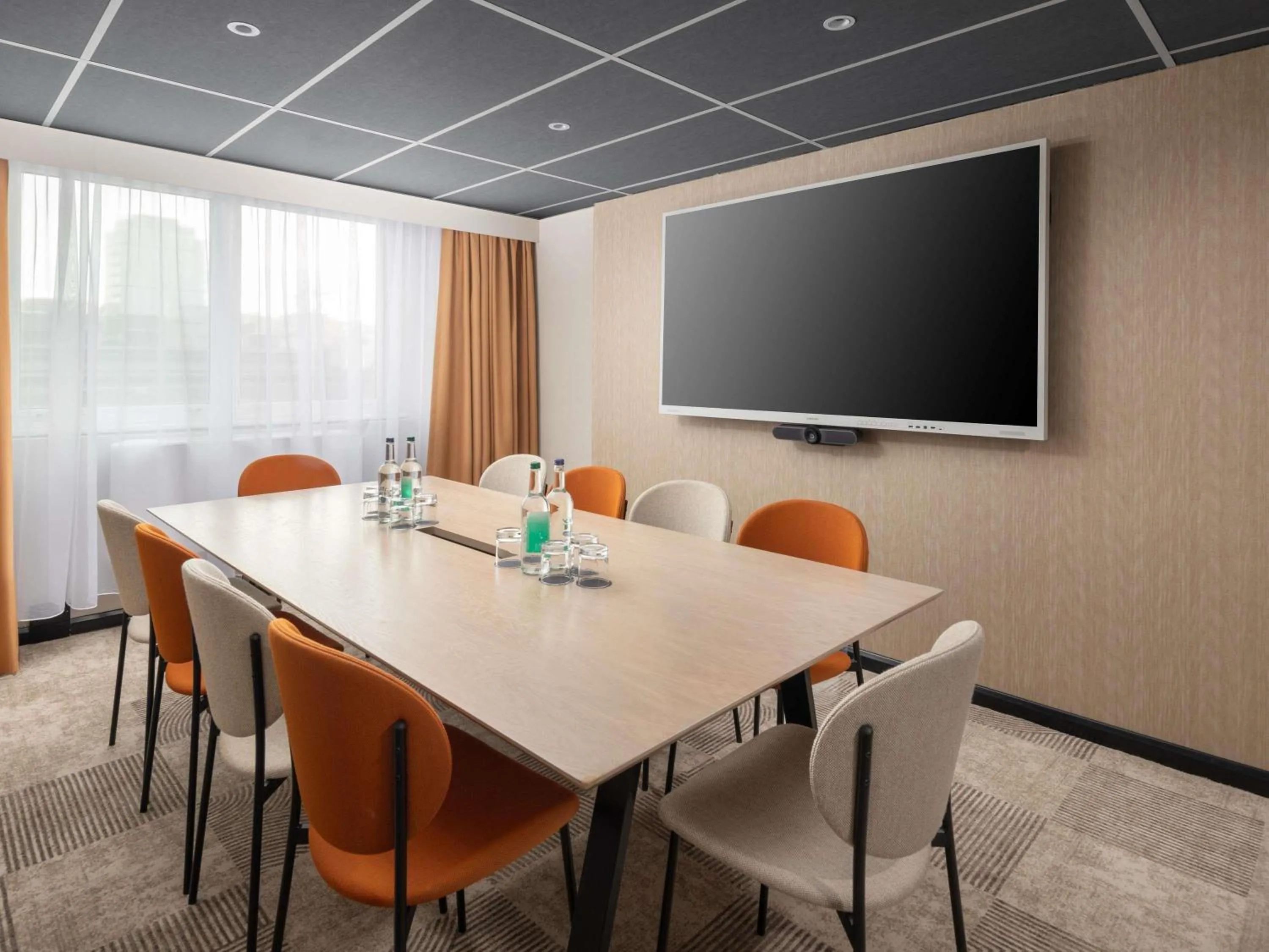 Meeting/conference room in ibis London Earls Court