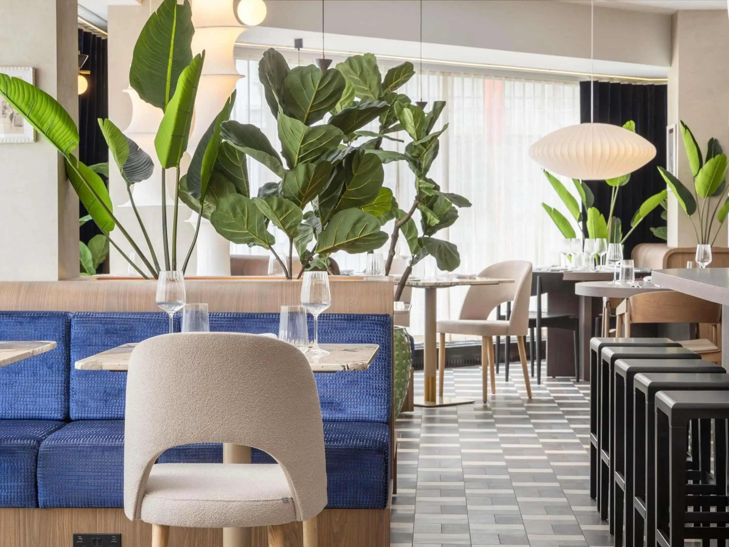 Property building in ibis London Earls Court Property building in ibis London Earls Court