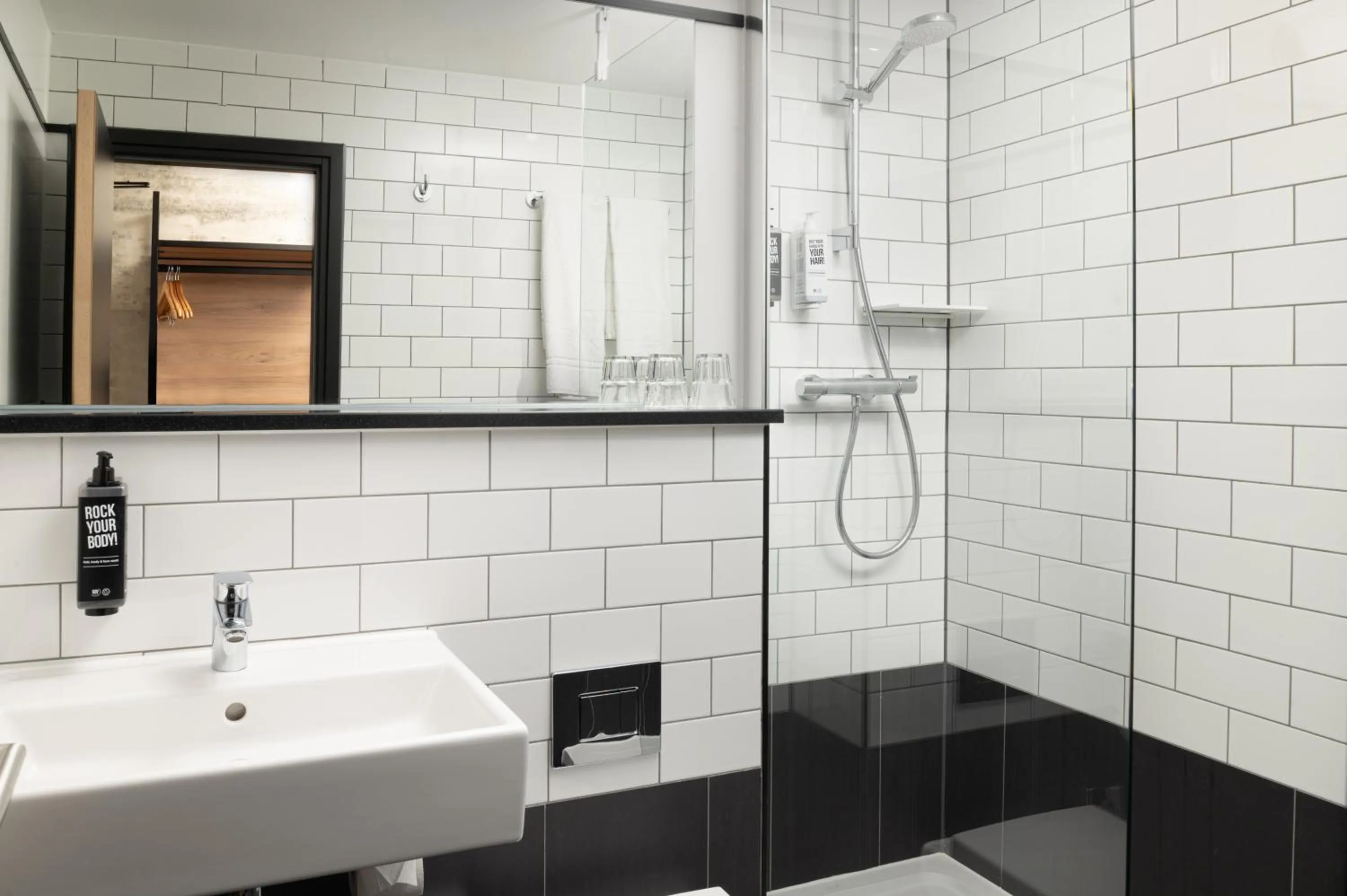 Bathroom in ibis London Earls Court