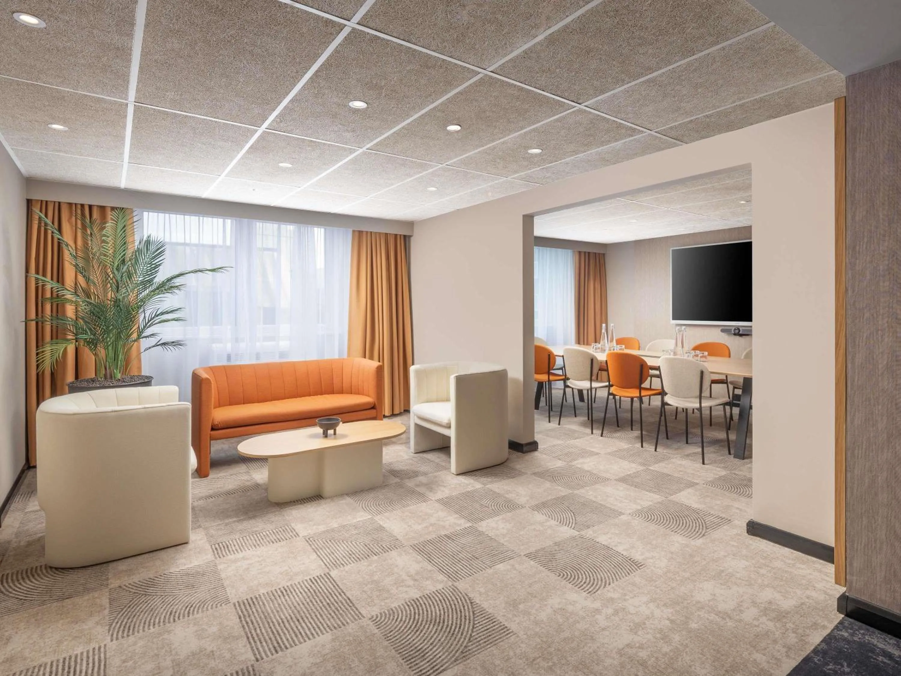 Meeting/conference room in ibis London Earls Court