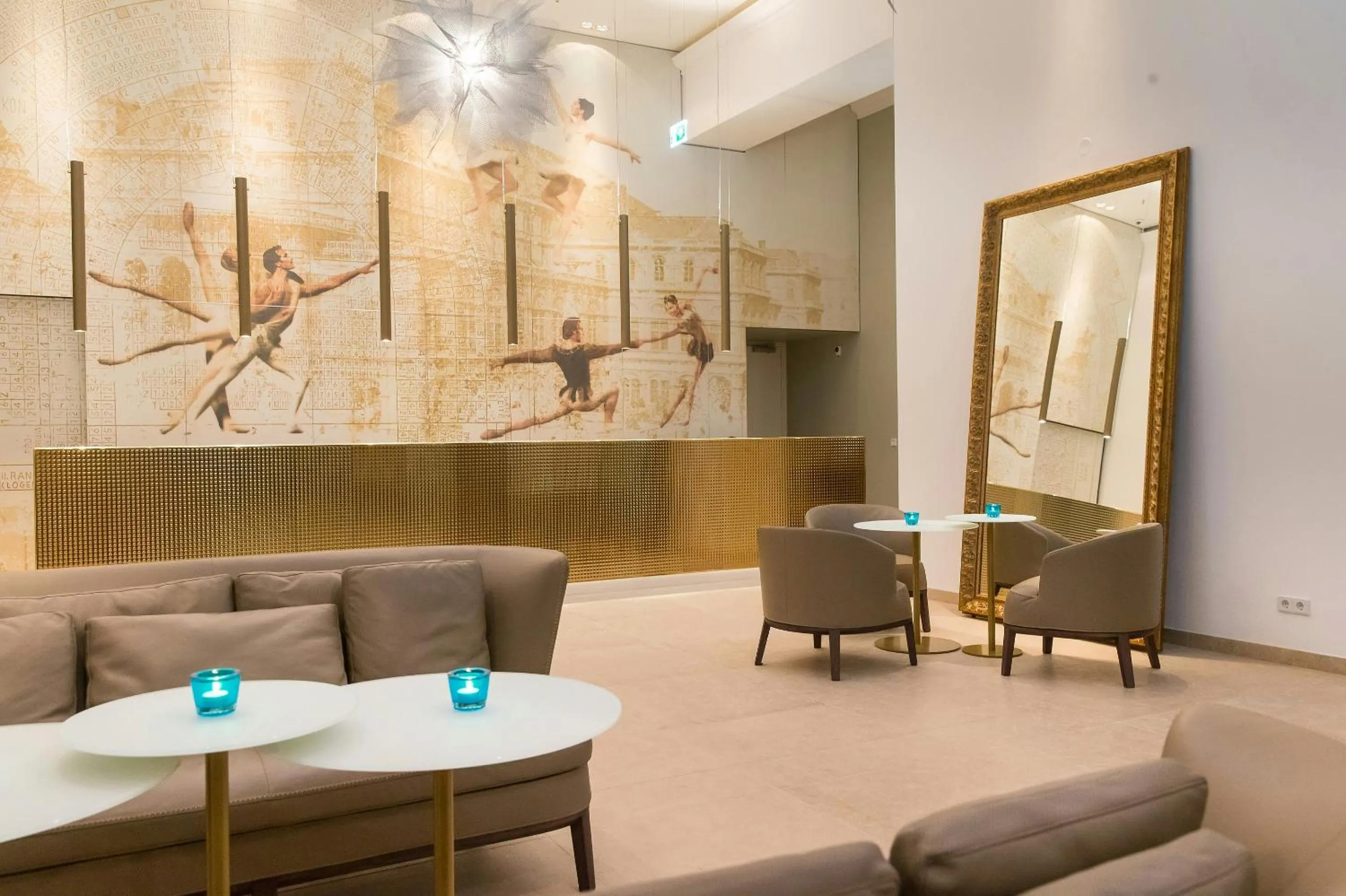 Lobby or reception in The Cloud One Wien-Staatsoper