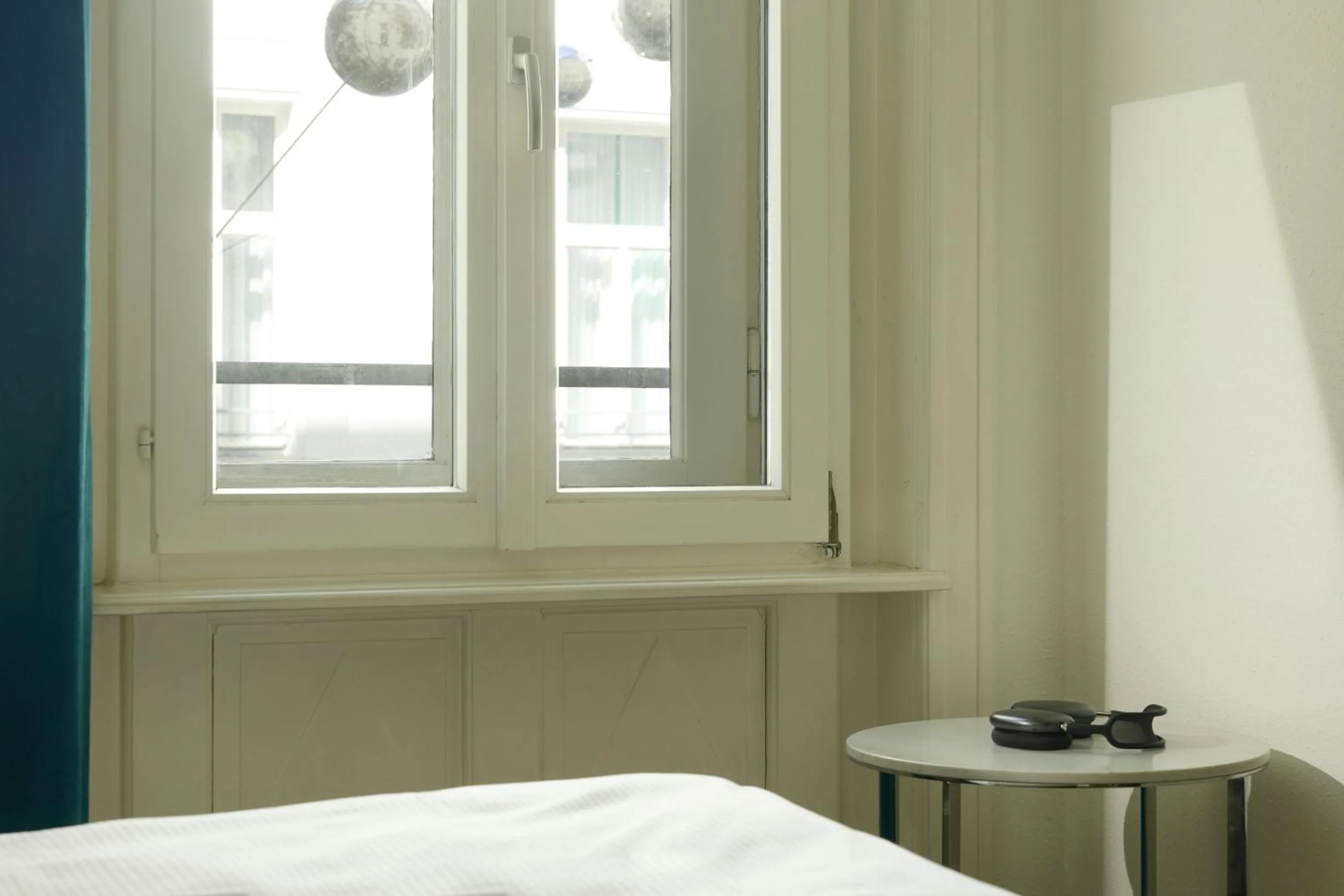 Photo of the whole room, Bed in The Cloud One Wien-Staatsoper