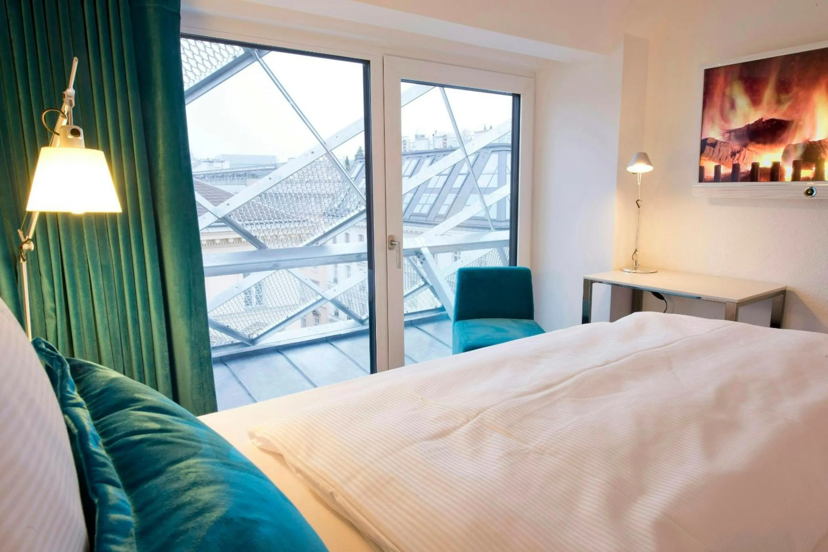 Bedroom, Bed in The Cloud One Wien-Staatsoper