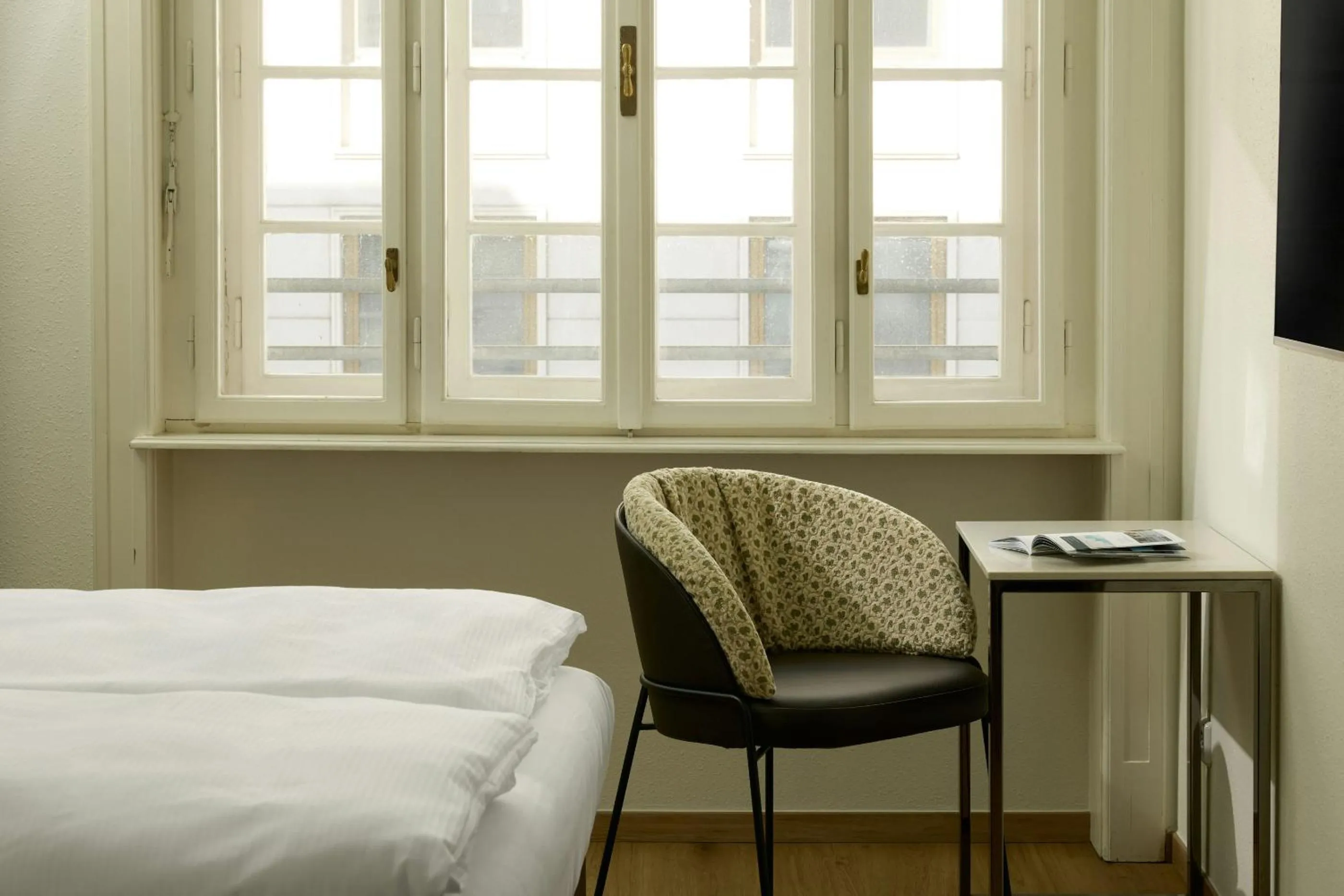 Photo of the whole room, Bed in The Cloud One Wien-Staatsoper