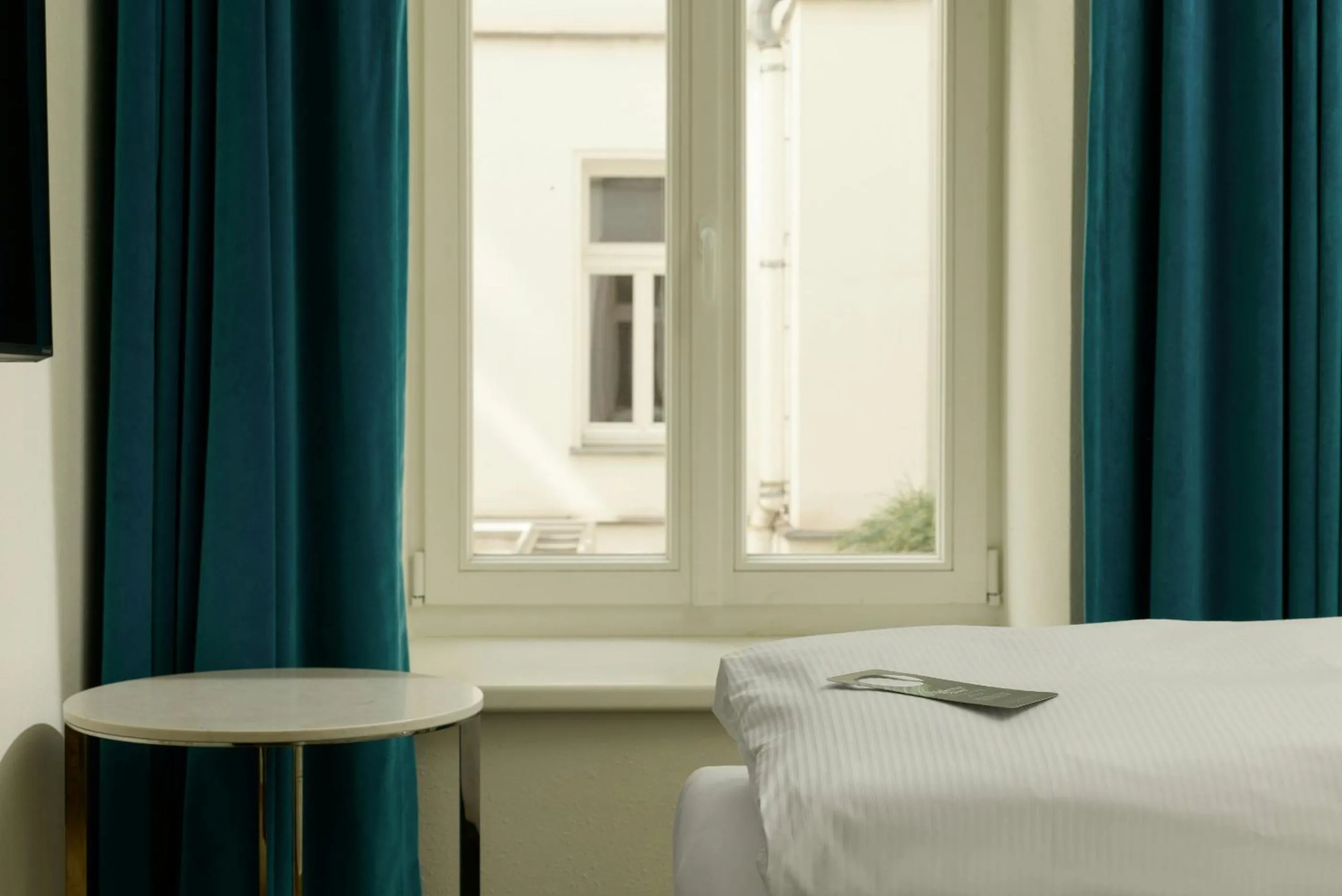 Photo of the whole room, Bed in The Cloud One Wien-Staatsoper