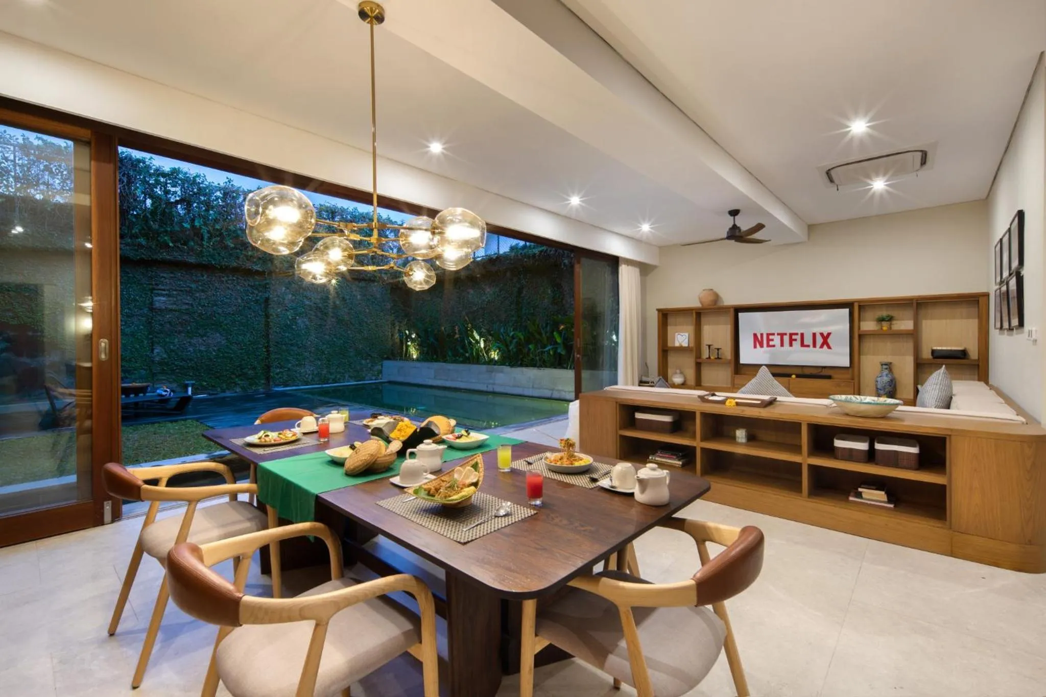Dining area in Kolila Villa Seminyak by Ini Vie Hospitality