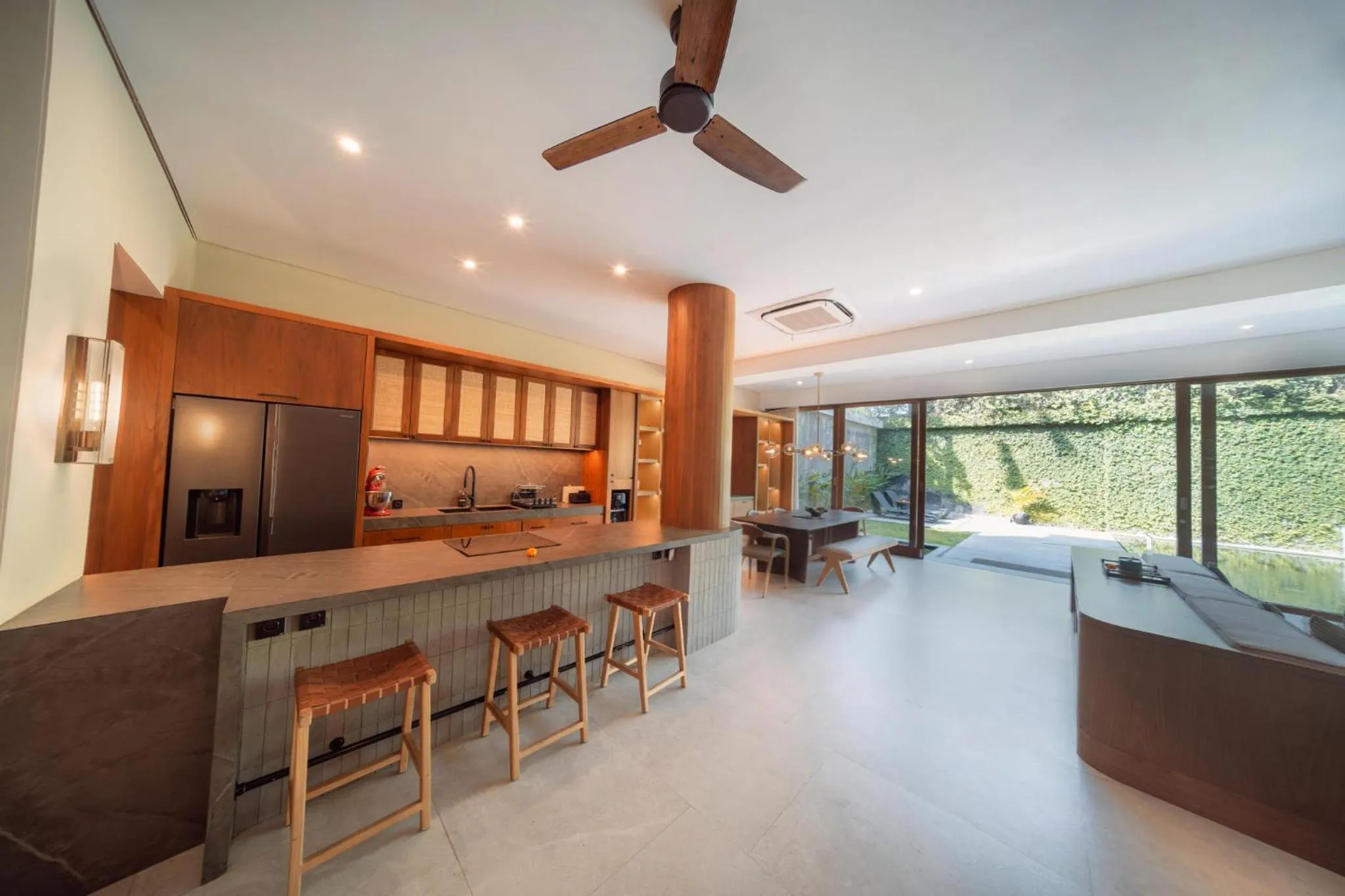 Kitchen or kitchenette in Kolila Villa Seminyak by Ini Vie Hospitality