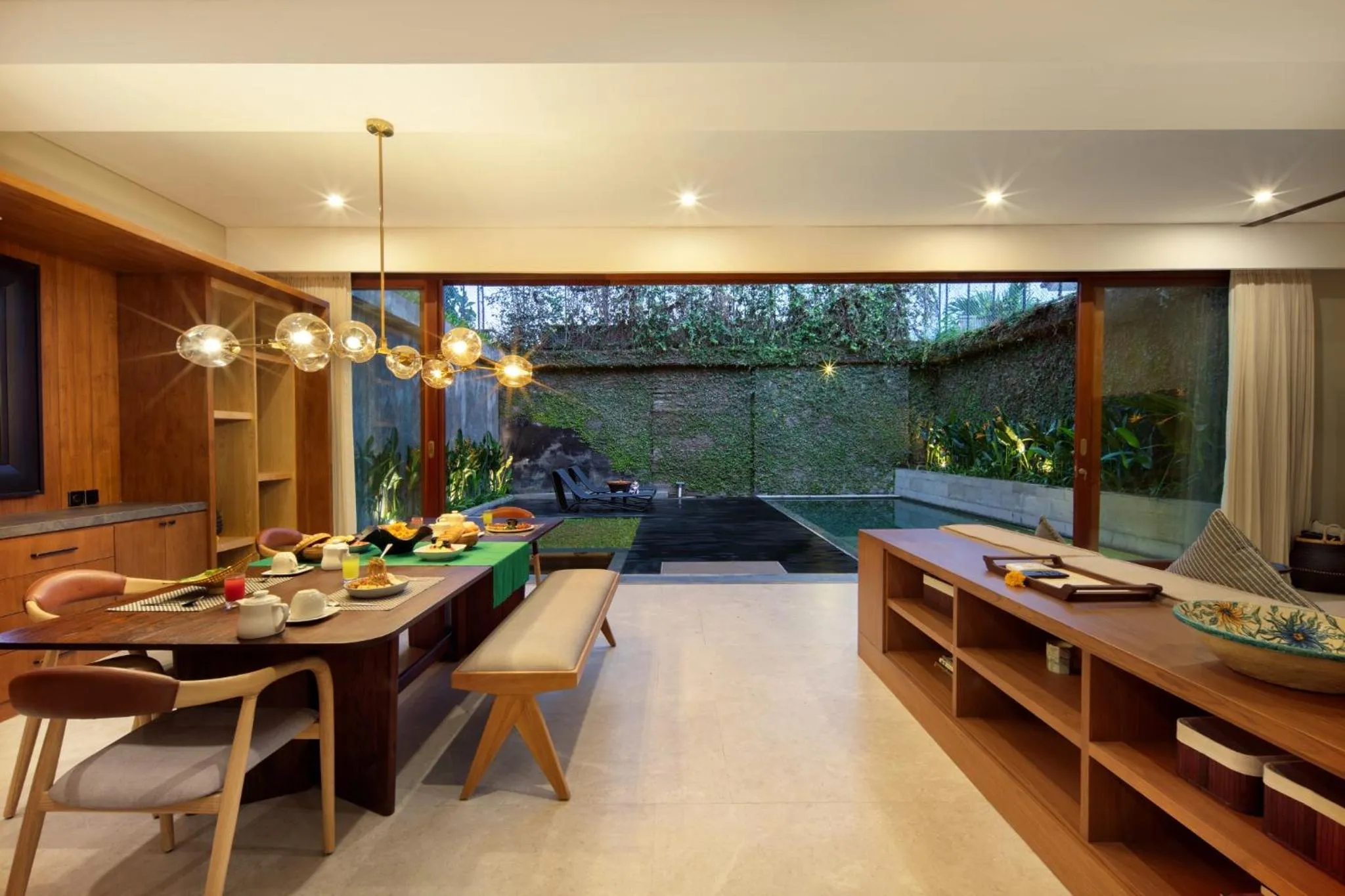 Dining area in Kolila Villa Seminyak by Ini Vie Hospitality