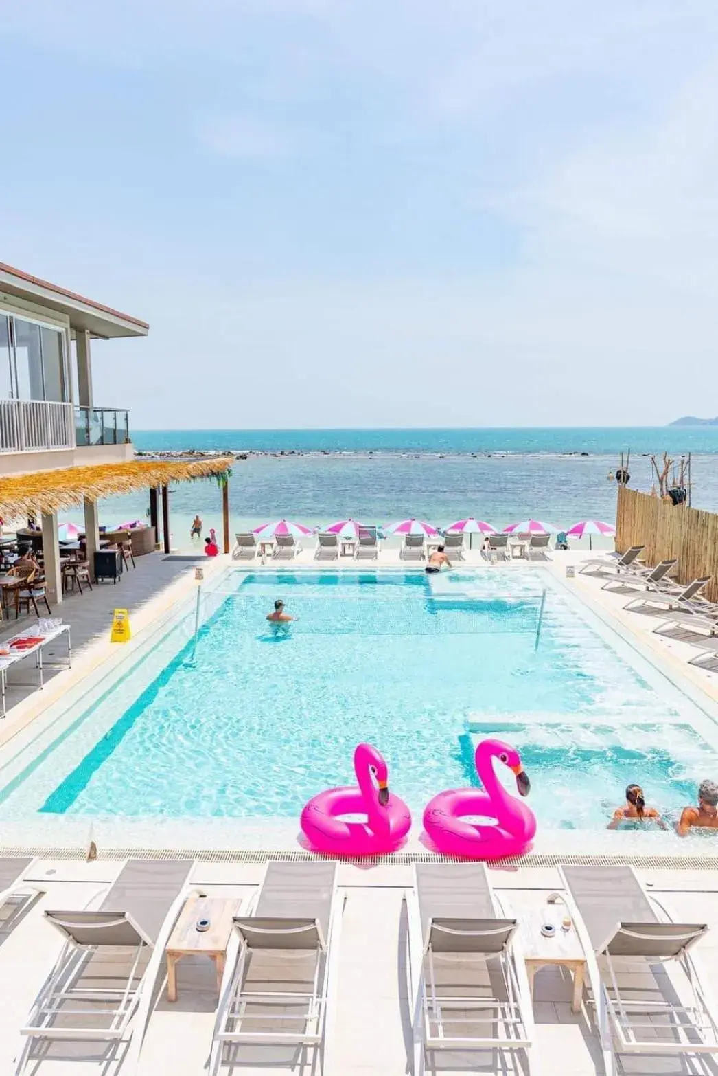 Restaurant/places to eat in LOVE beach club Koh Samui Restaurant/places to eat in LOVE beach club Koh Samui