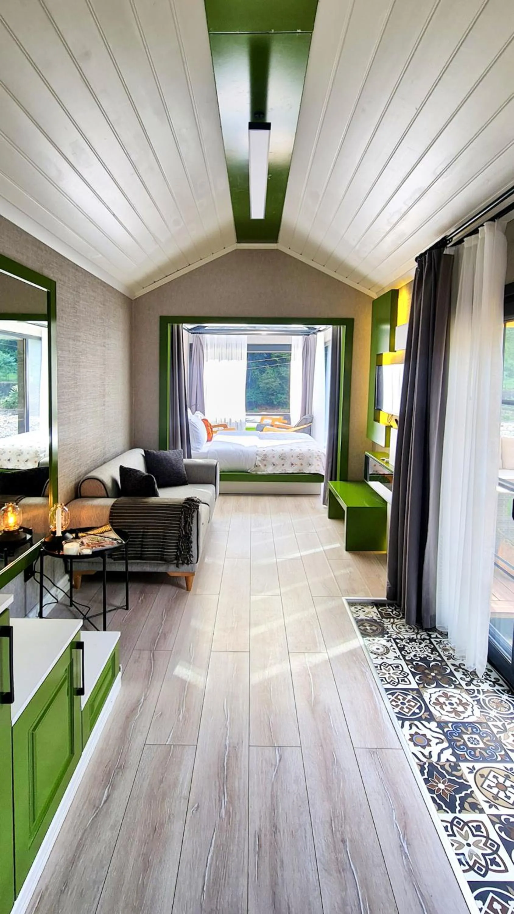 River Side TinyHouse