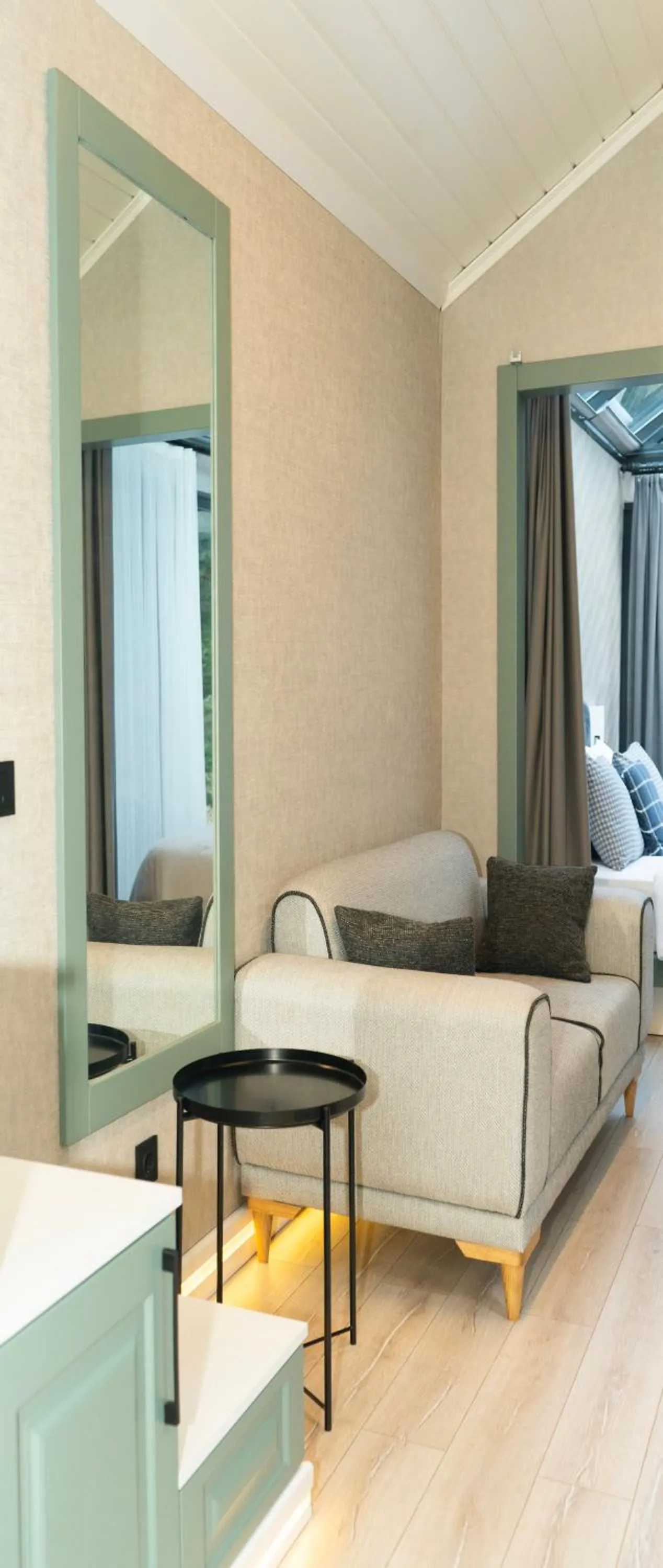 River Side TinyHouse